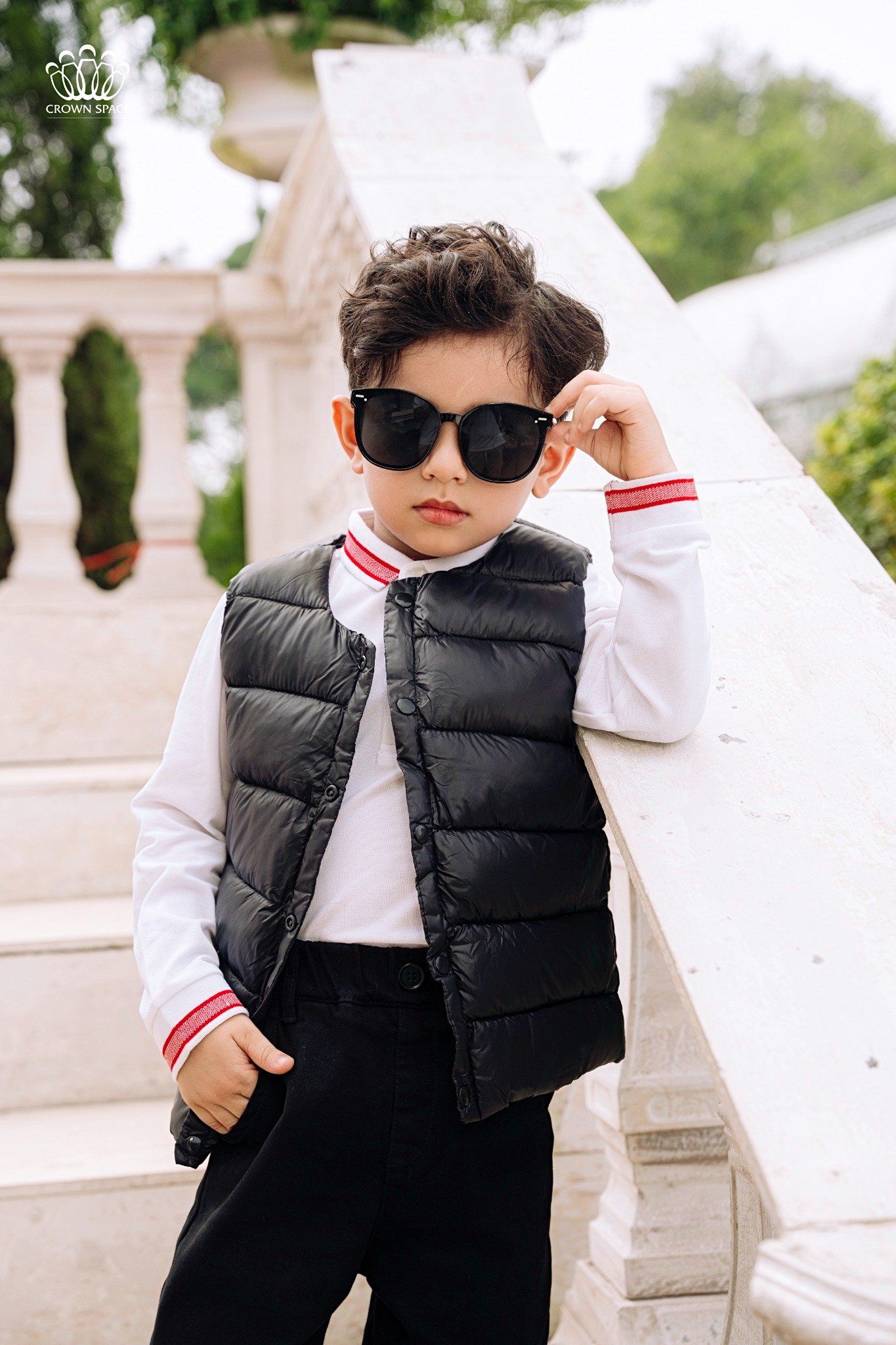 Áo Phao Gile Bé Trai Màu Đen Cool Ngầu | Crown Space CKBS5341404