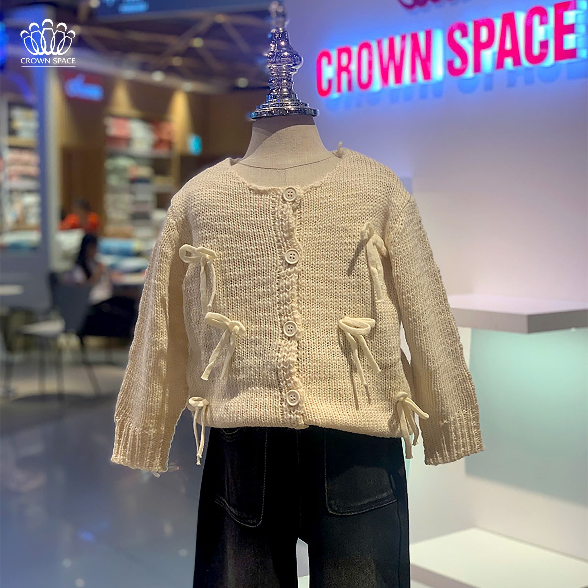 Áo Cardigan Khoác Len Bé Gái Màu Tím/Màu Be Thời Trang Cao Cấp Thiết Kế Độc Quyền Crown Space CKGL6441701 Phong Cách Tiểu Thư Sang Chảnh Dịu Dàng Cho Bé Đi Học Đi Chơi (19kg - 33kg)