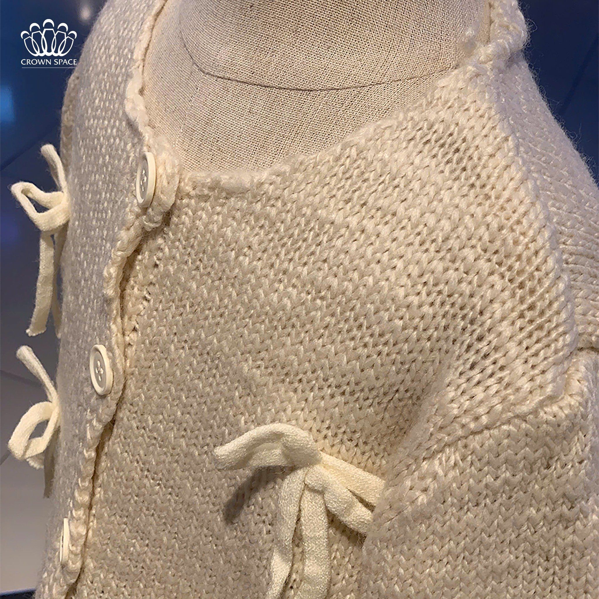 Áo Cardigan Khoác Len Bé Gái Màu Tím/Màu Be Thời Trang Cao Cấp Thiết Kế Độc Quyền Crown Space CKGL6441701 Phong Cách Tiểu Thư Sang Chảnh Dịu Dàng Cho Bé Đi Học Đi Chơi (19kg - 33kg)