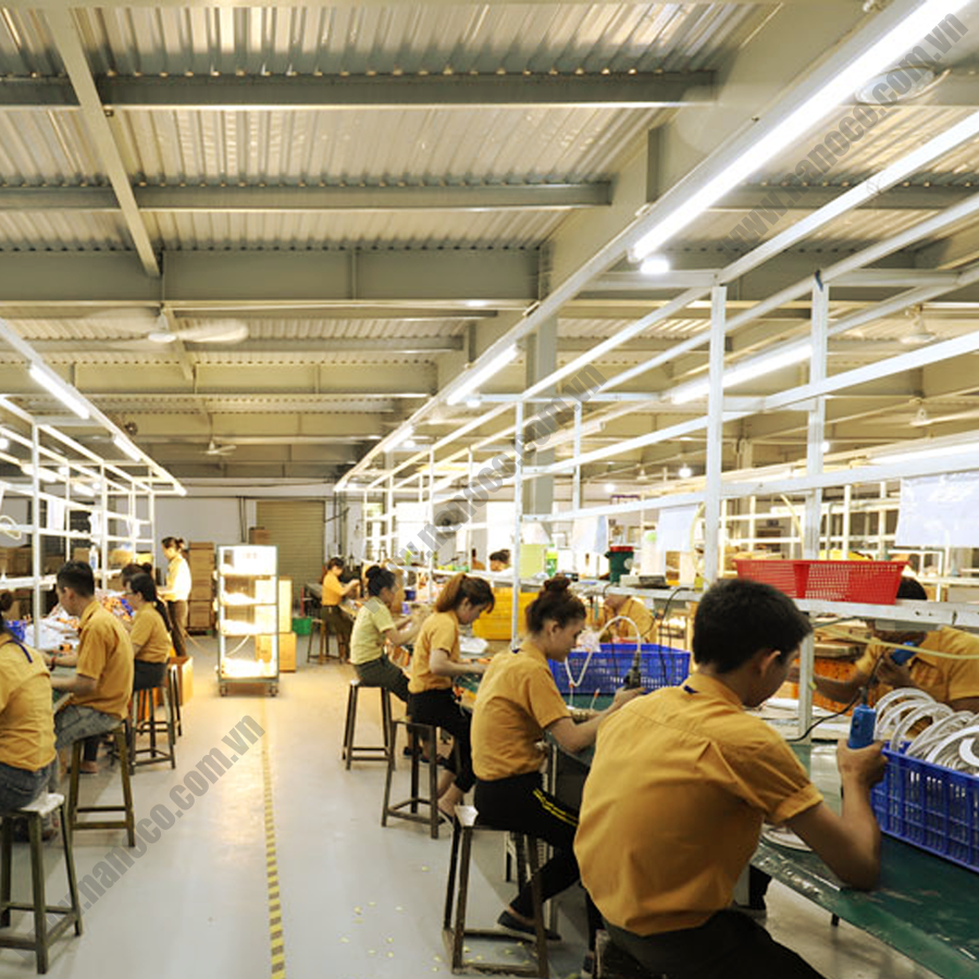 Bóng đèn LED tuýp T8 thủy tinh bọc nhựa Nanoco