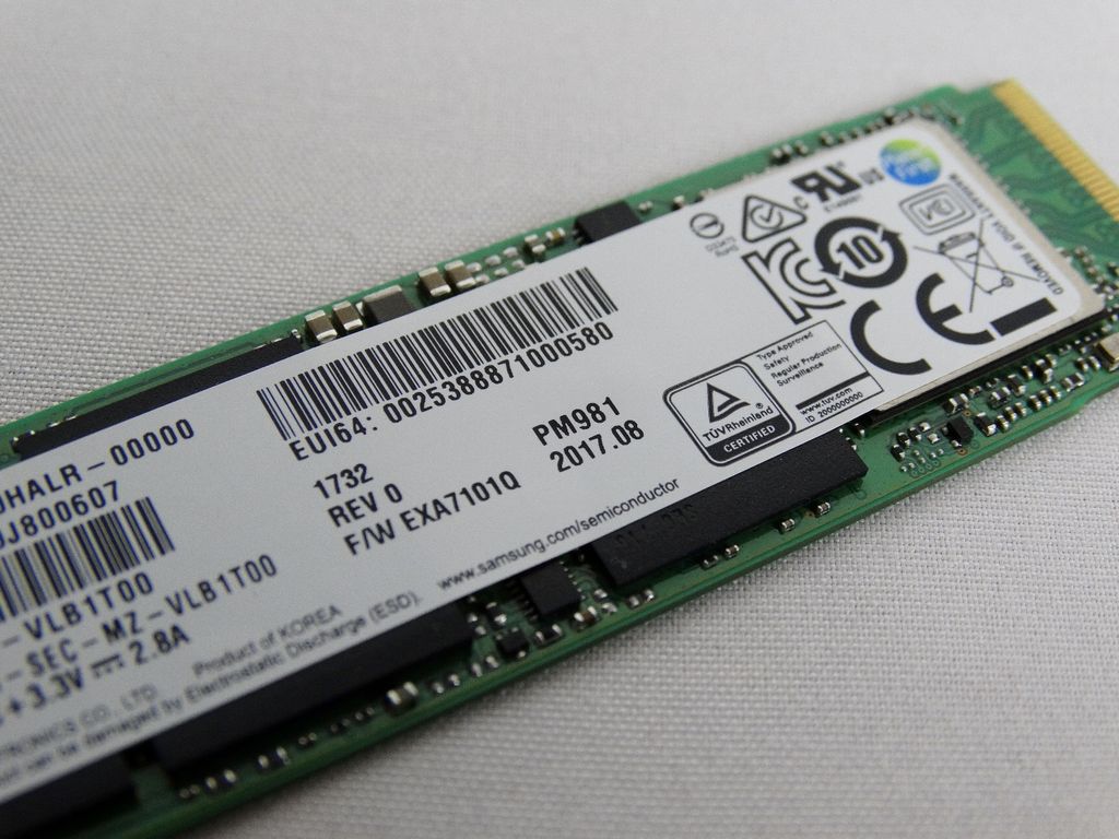 SSD Samsung NVMe PM981a M.2 PCIe Gen3 x4 512GB