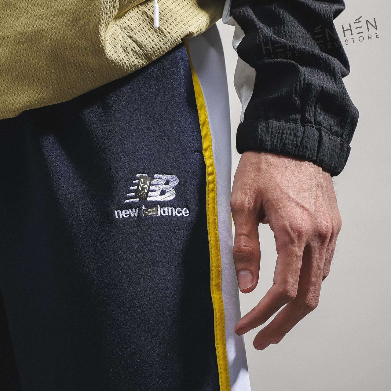 Quần jogger New.Balance sọc 3M