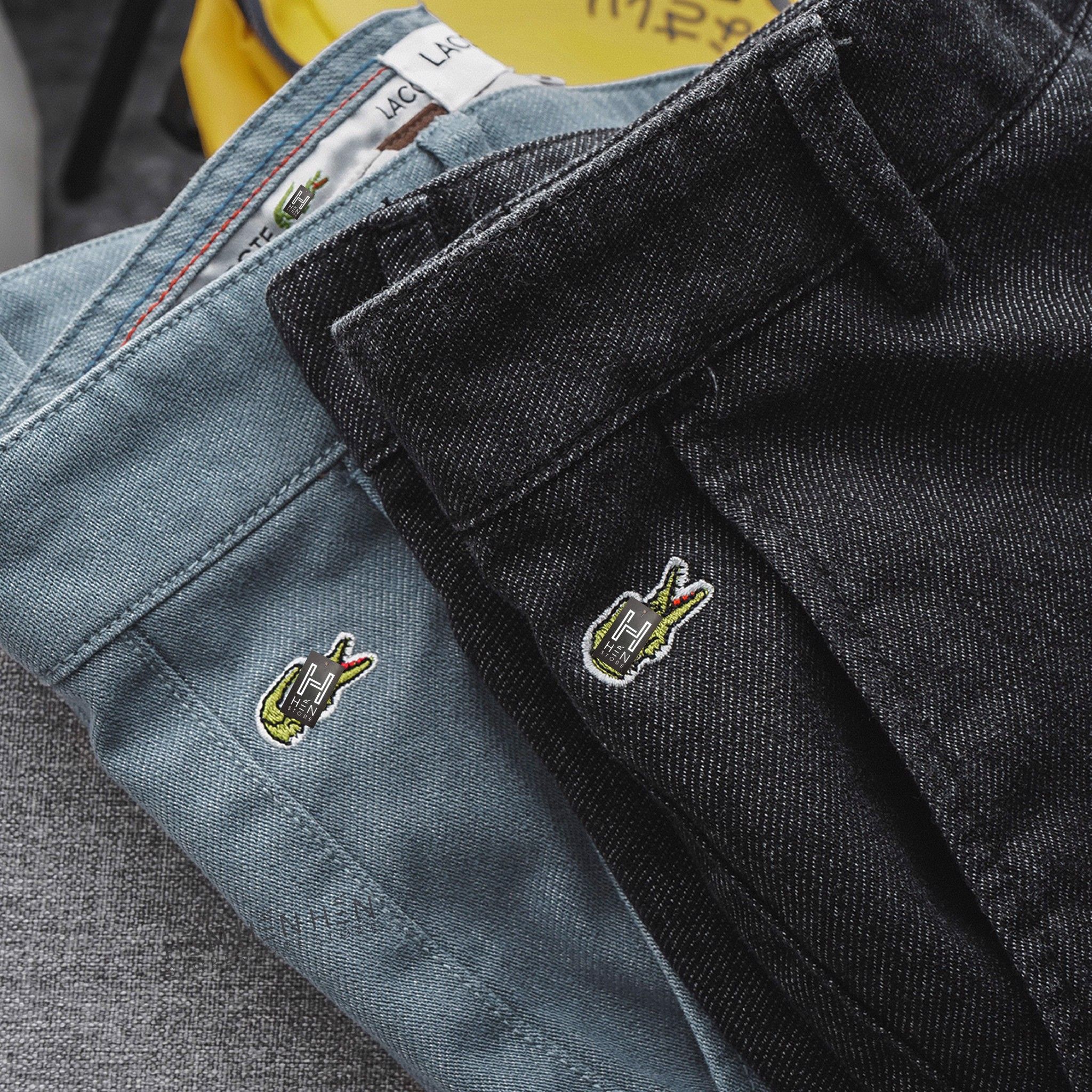 Quần short kaki Lacost.e 6M