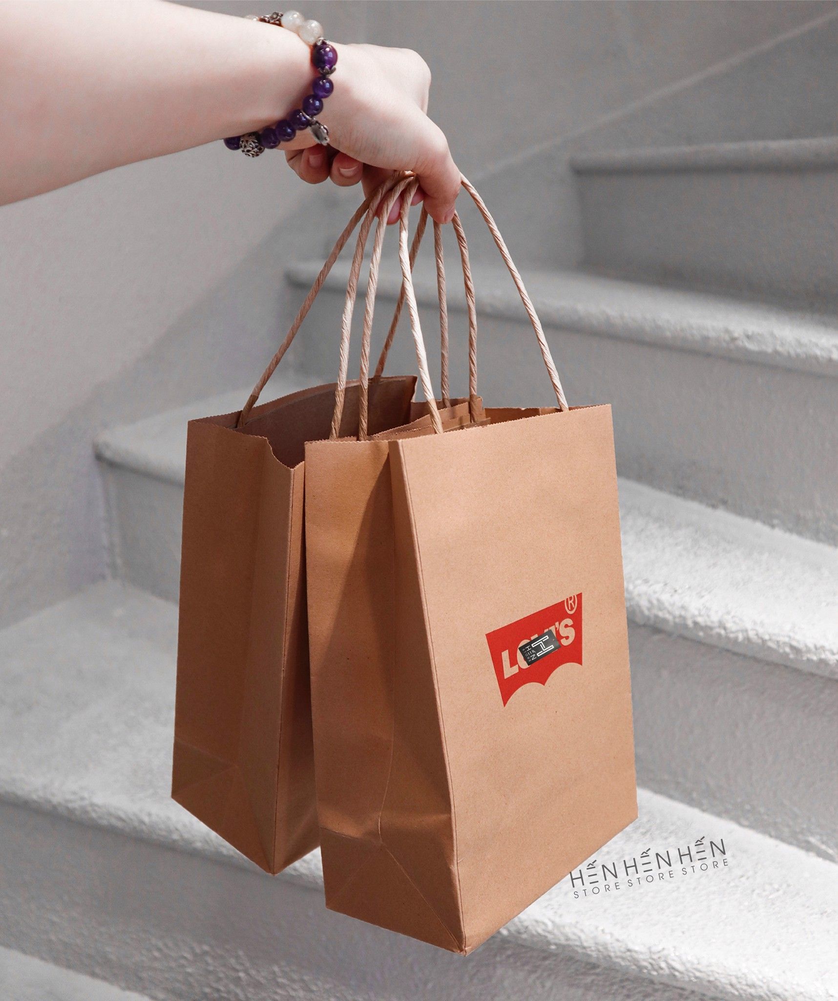 Nịt Le.vis 2 mặt