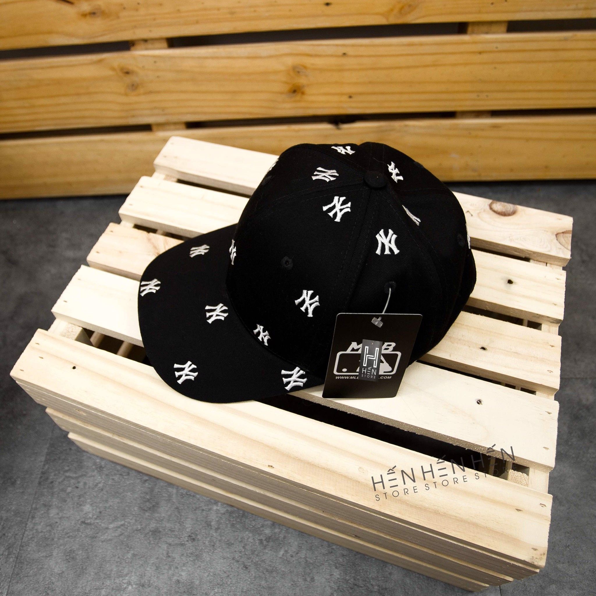 Nón MLB chữ thêu 3M