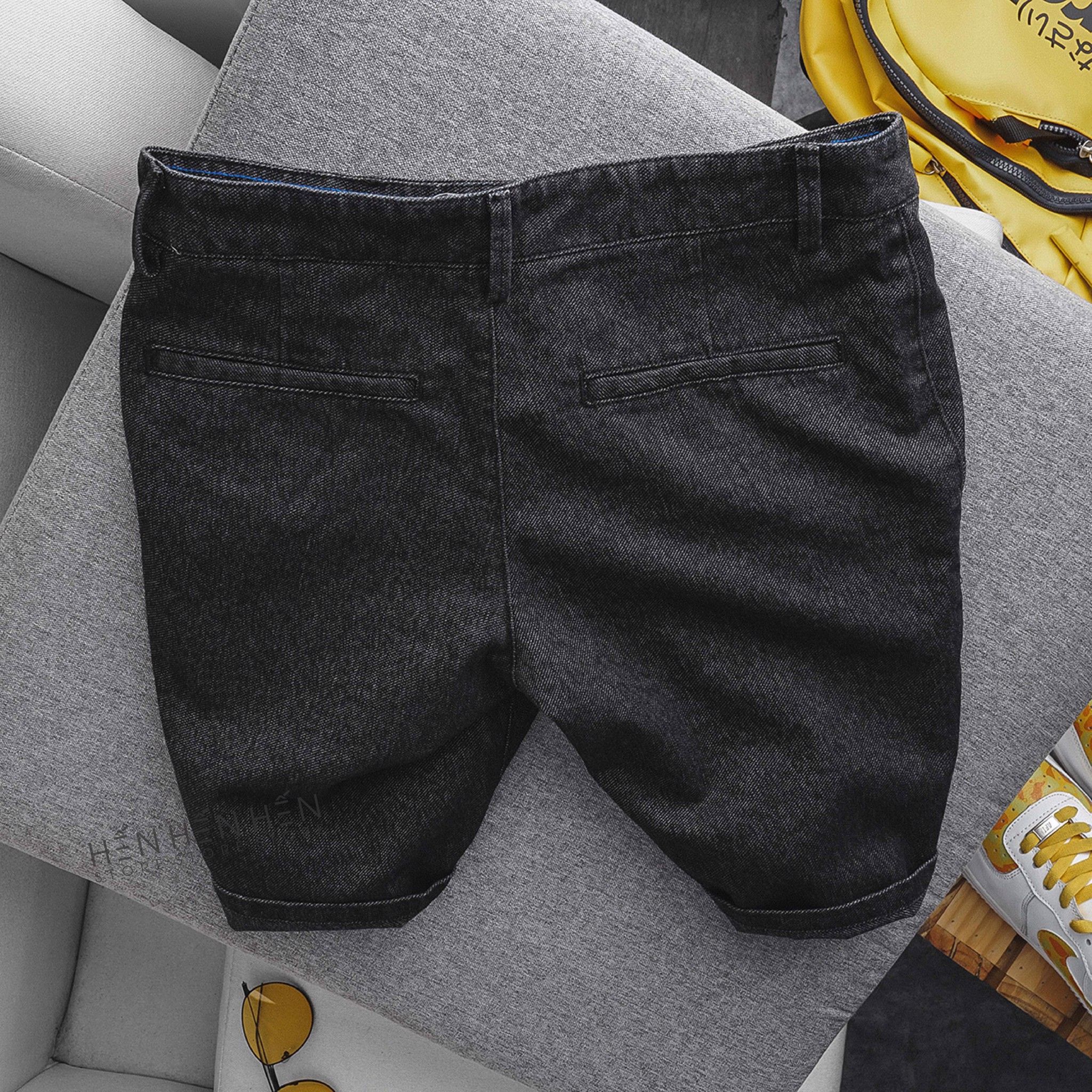 Quần short kaki Lacost.e 6M