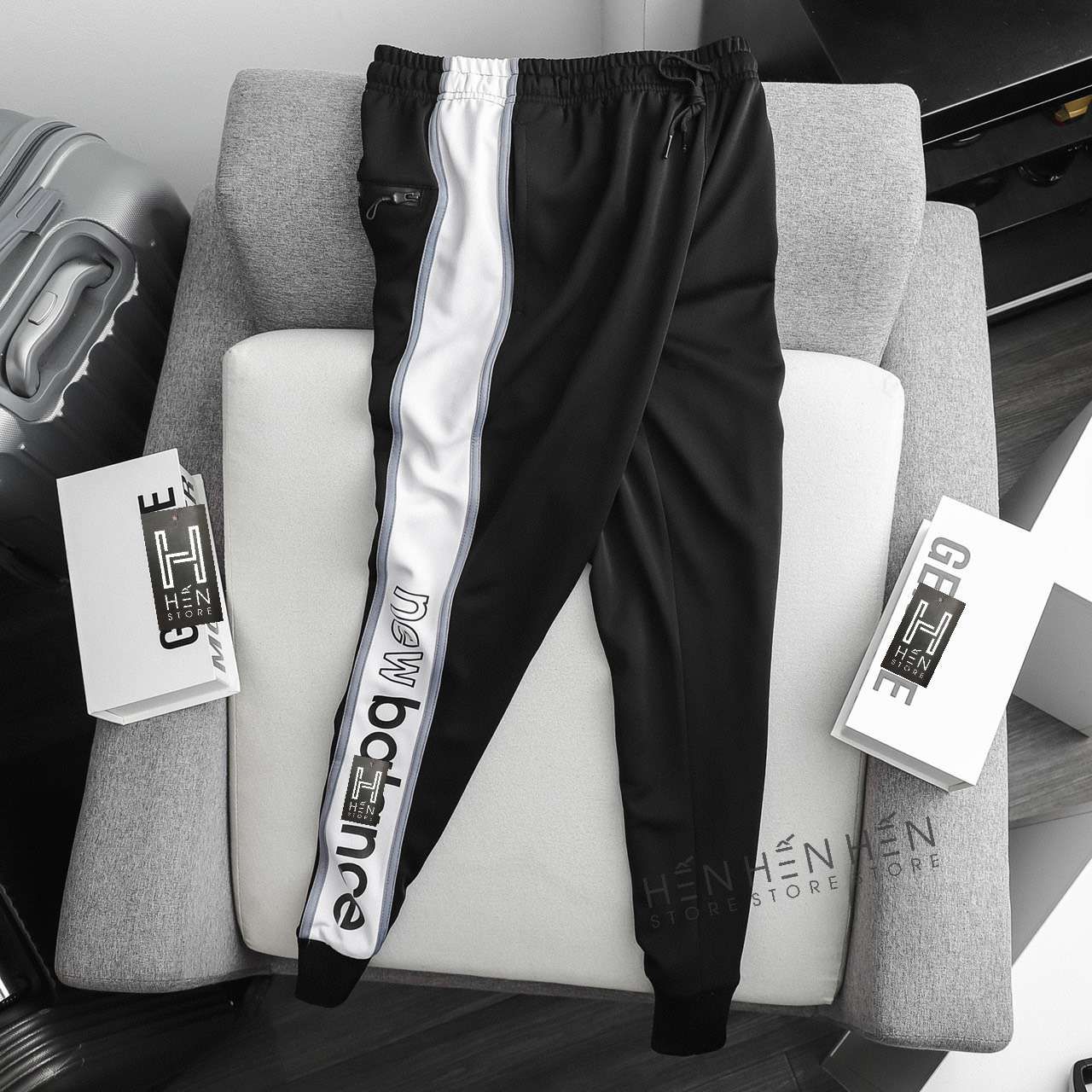 Quần jogger New.Balance sọc 3M