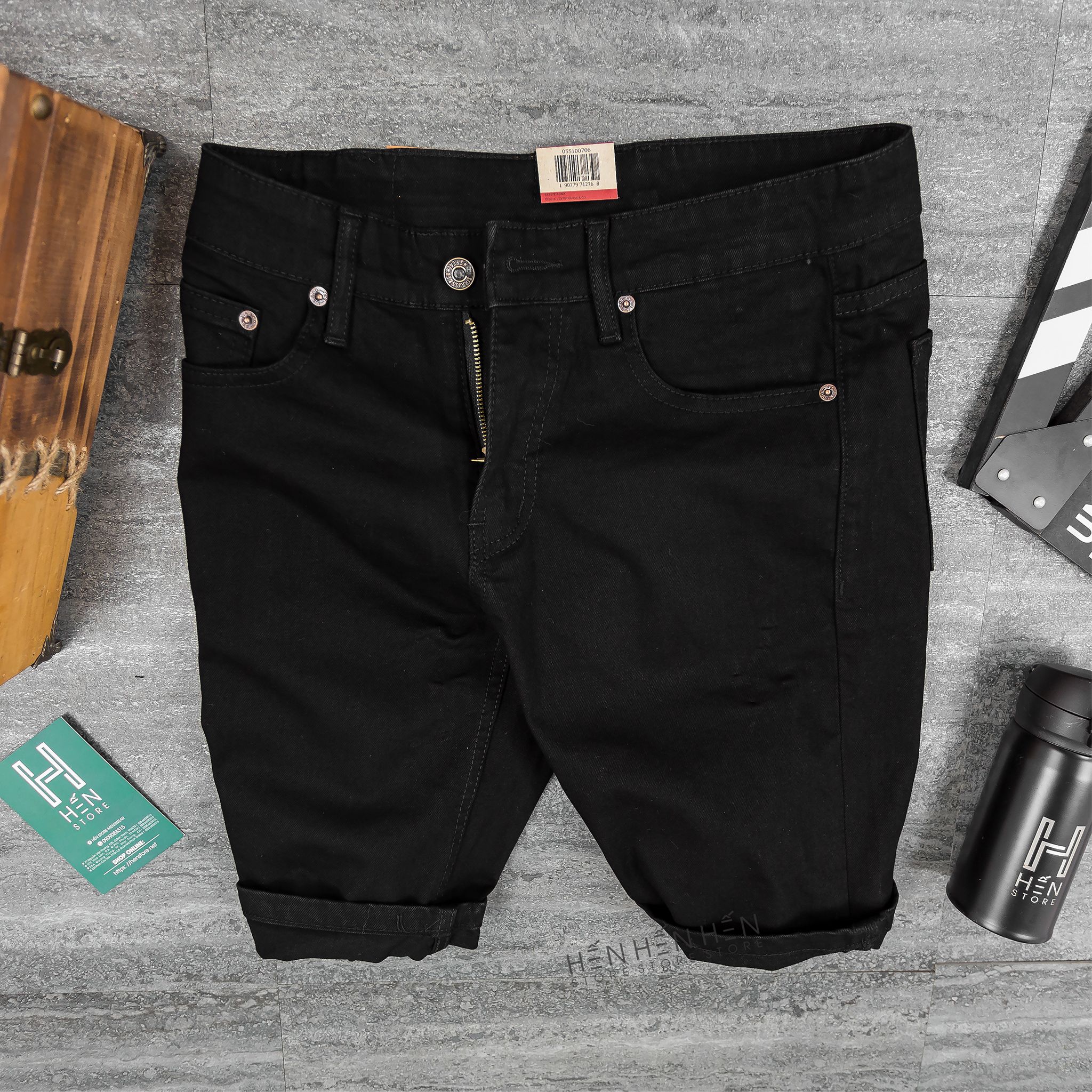 Quần short jean Le.vis 2M