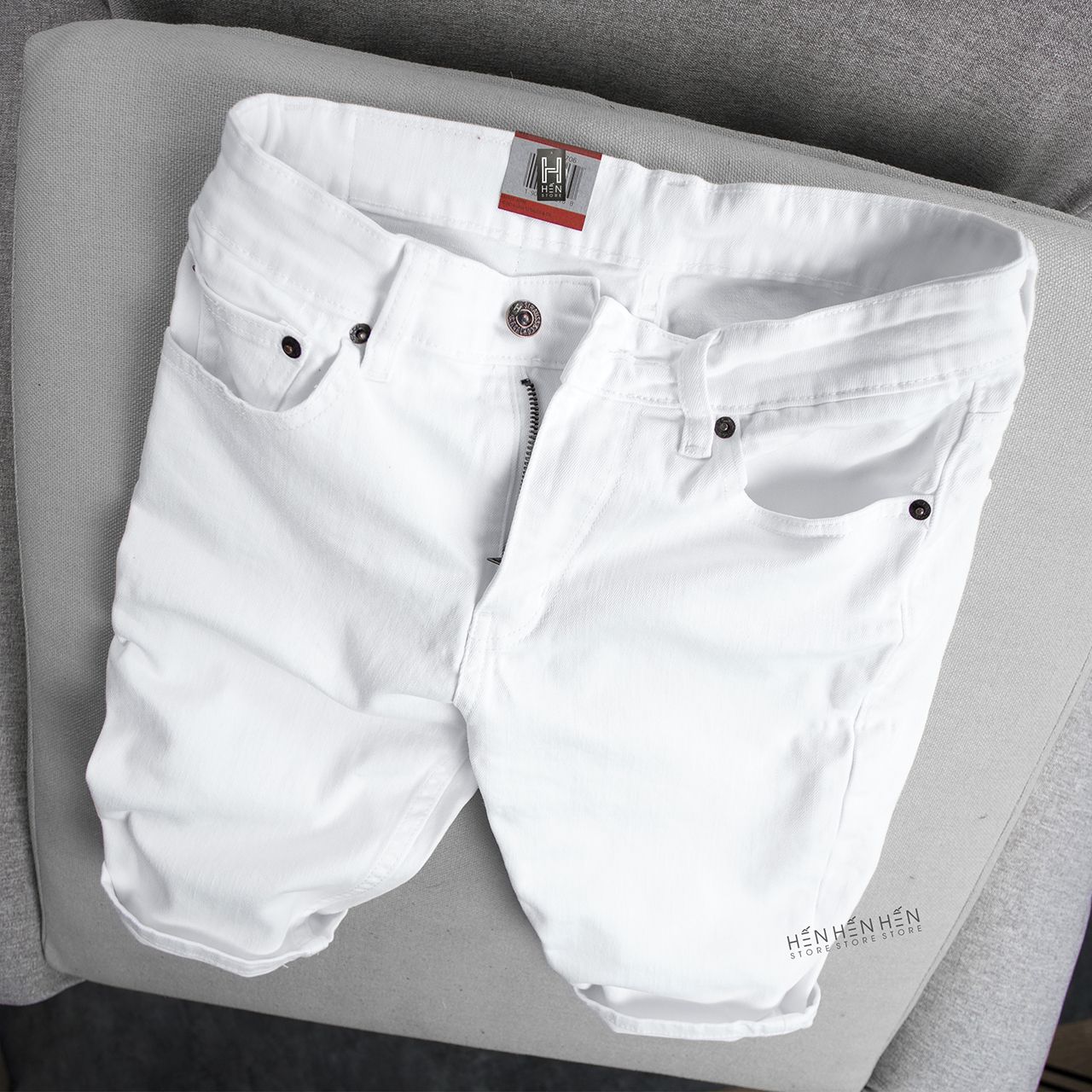 Quần short jean LV (RT)