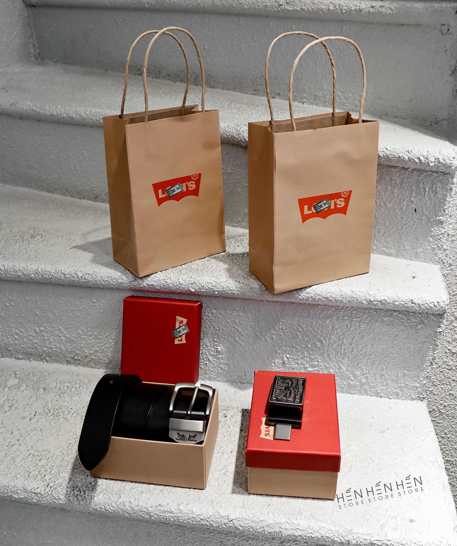 Nịt Le.vis 2 mặt