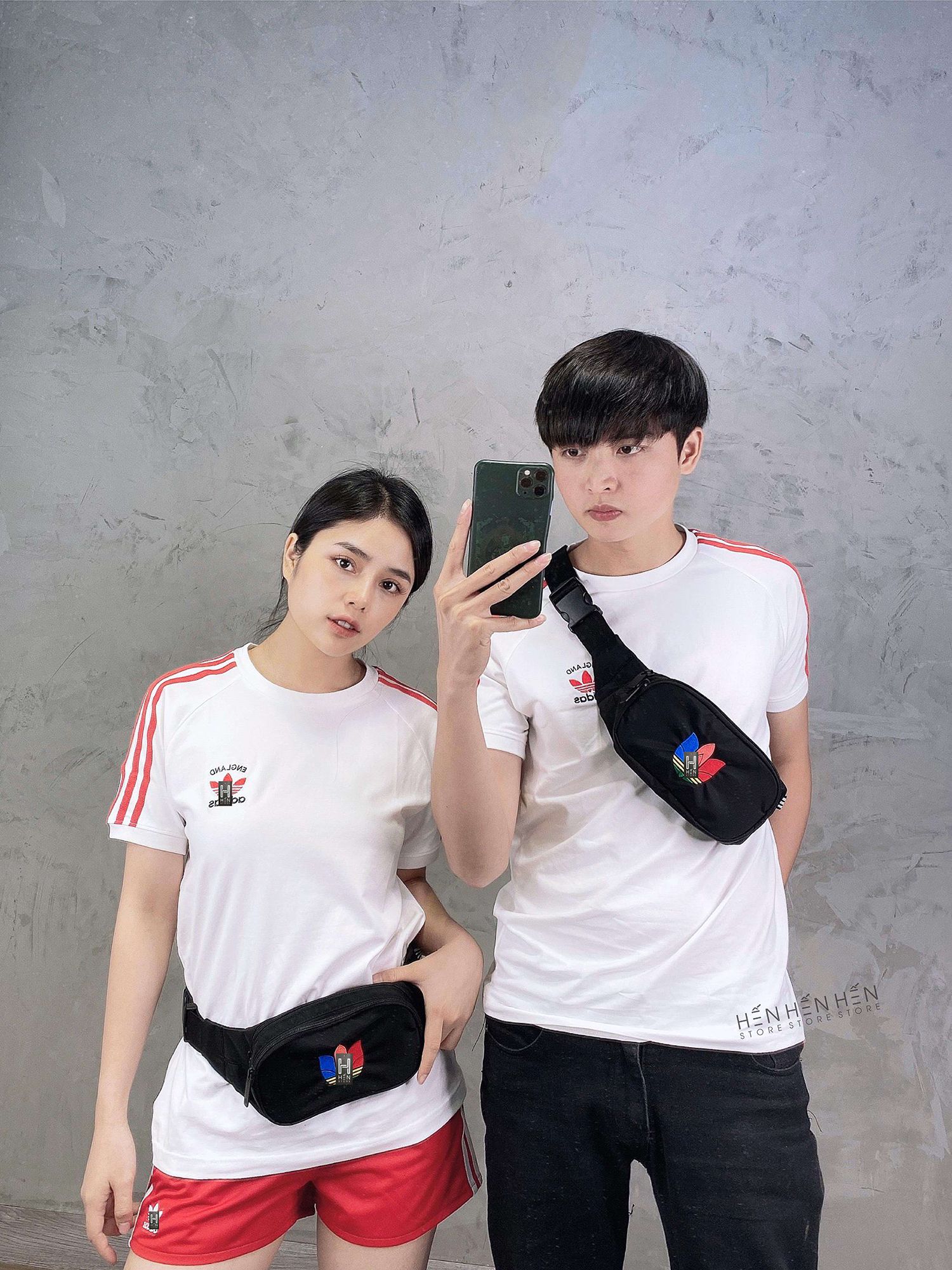 Túi Adi.das bao tử logo màu