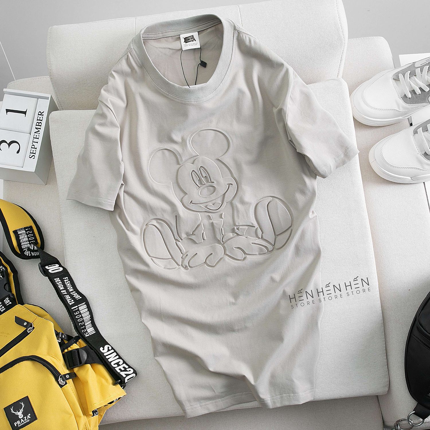 Áo thun Mickey Za.ra logo nổi 4M
