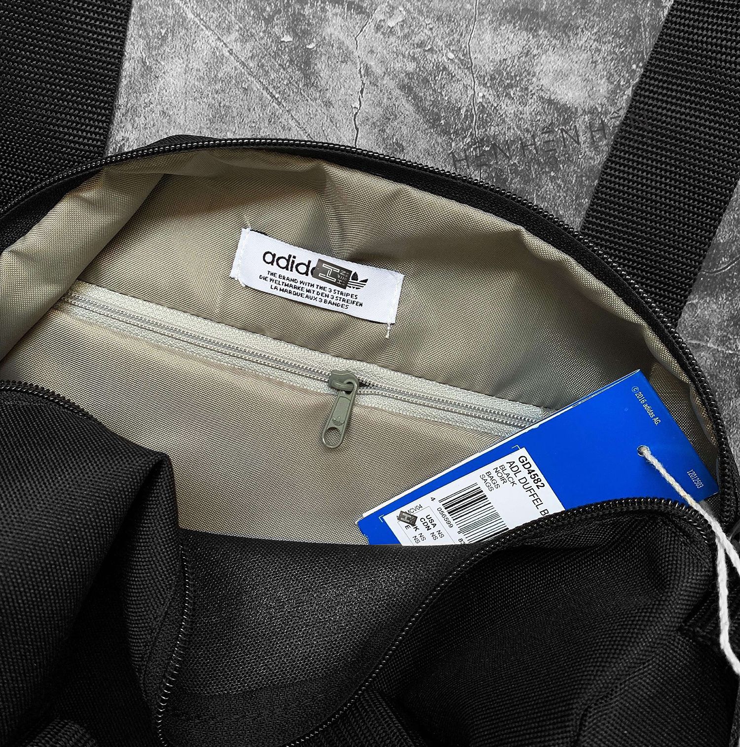 Túi trống A.didas mini