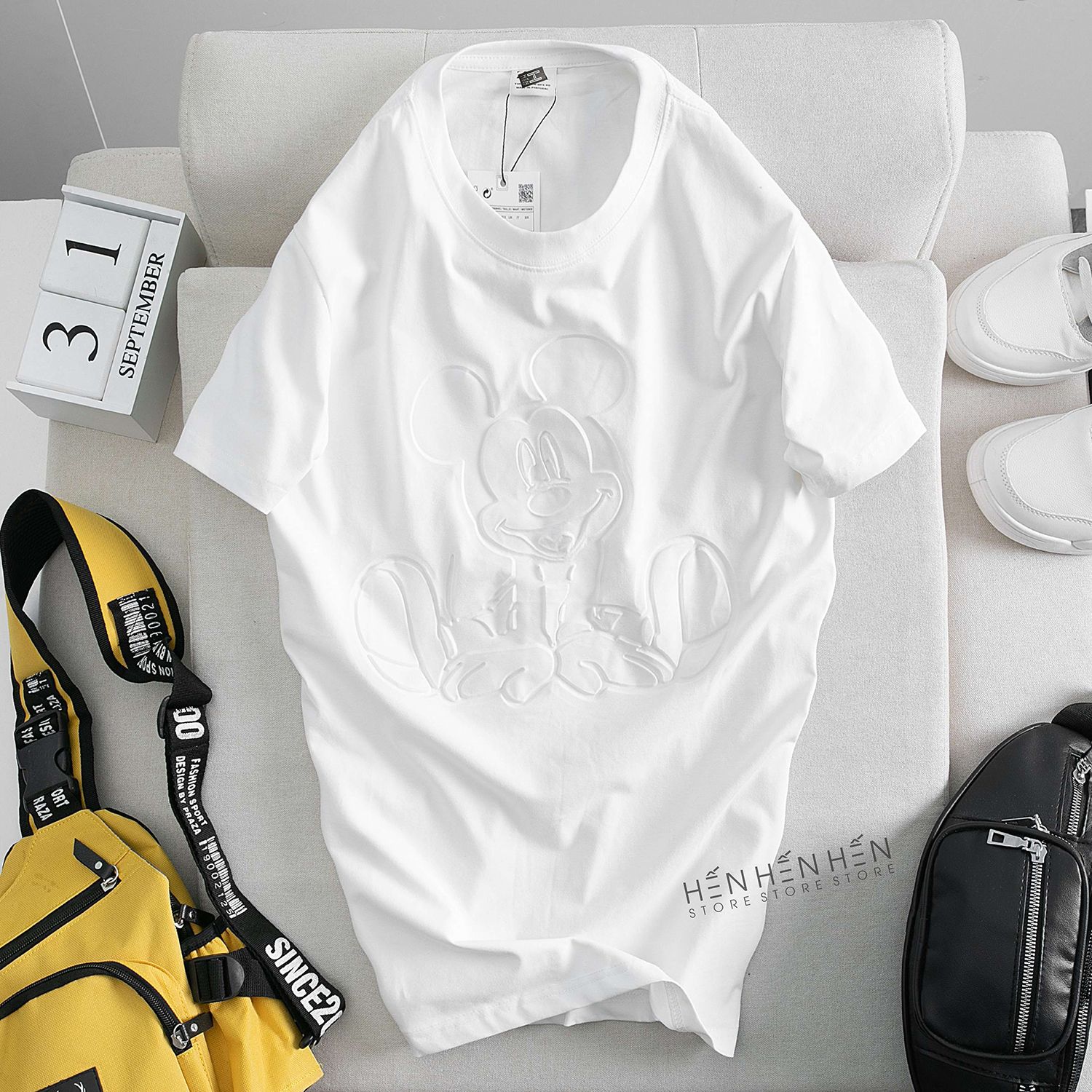 Áo thun Mickey Za.ra logo nổi 4M