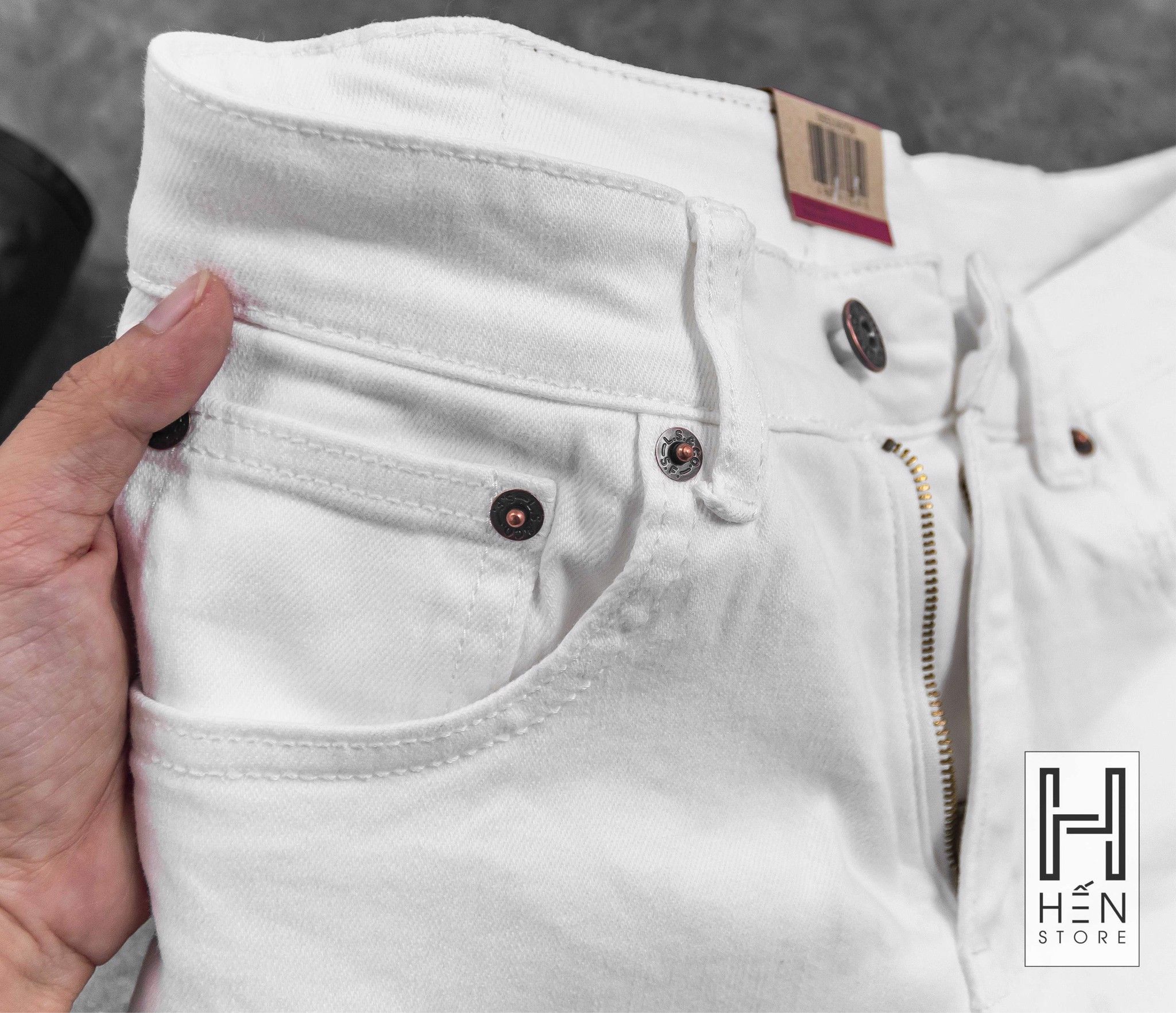 Quần Short Jean LV 2M