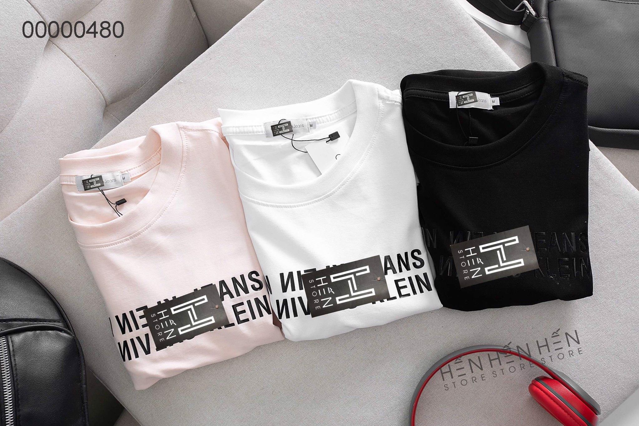 Áo thun C chữ nhỏ 3M