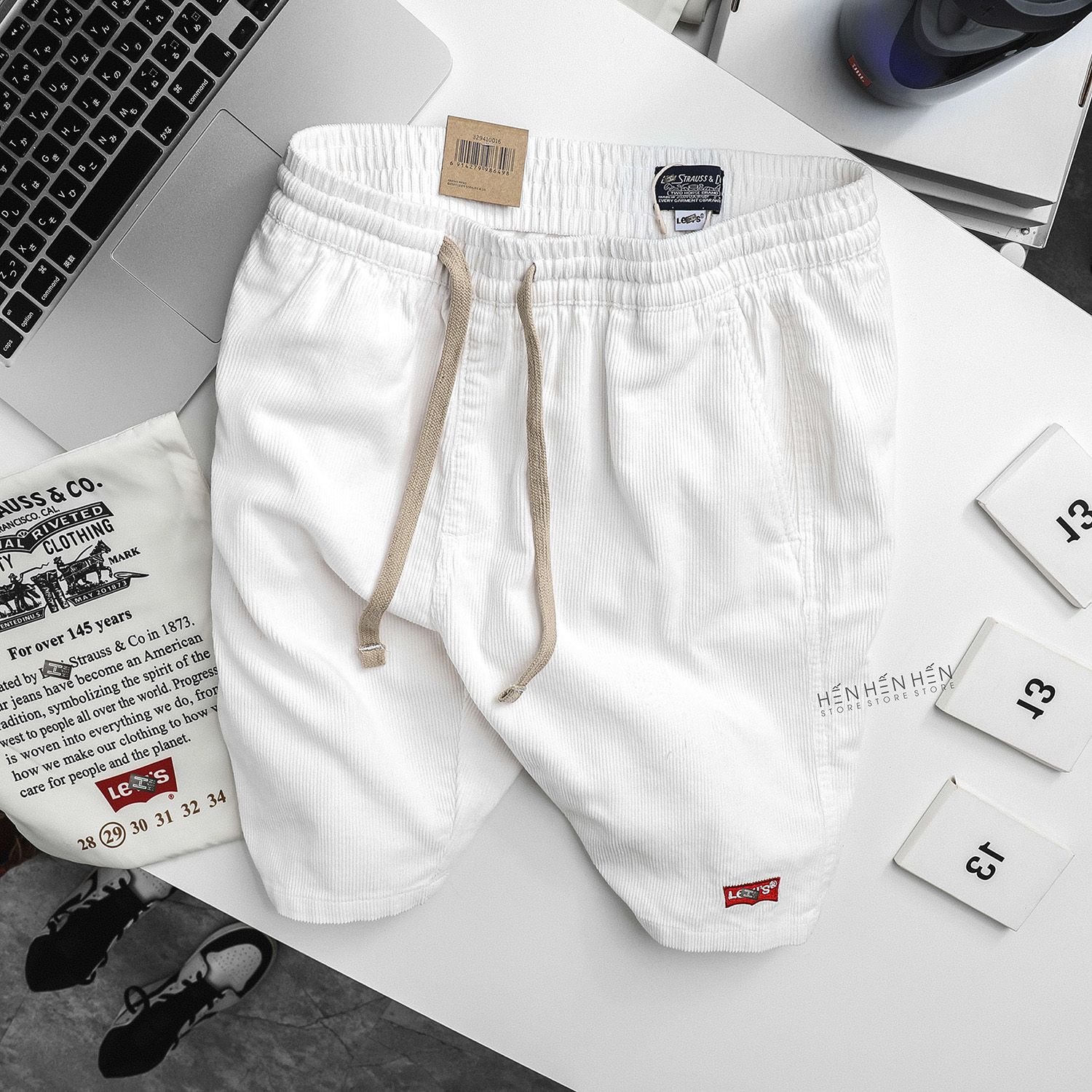 Quần short Levi.s nhung 6M