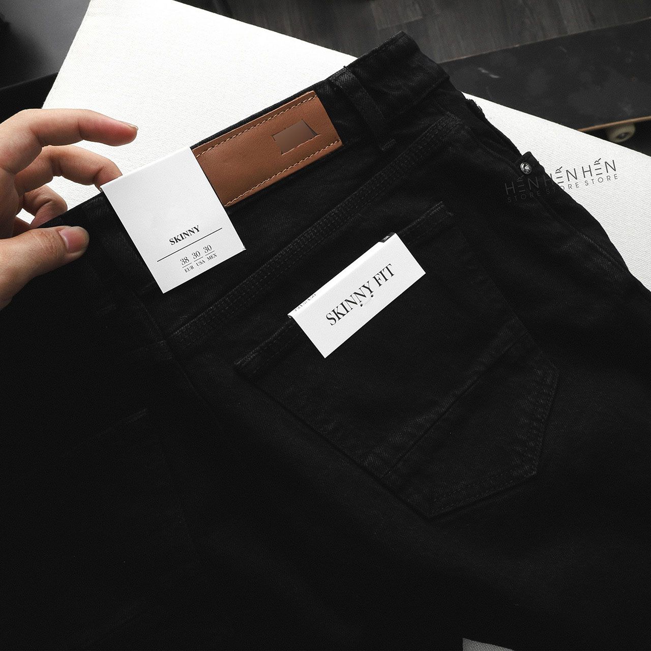Quần short jean Za..ra đen