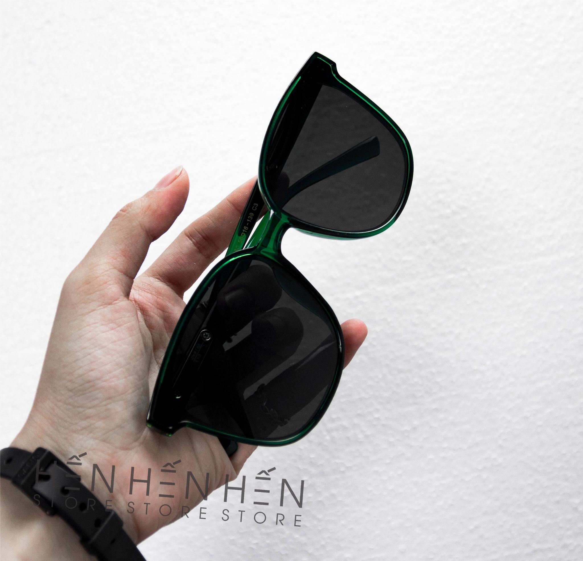 Kính GT