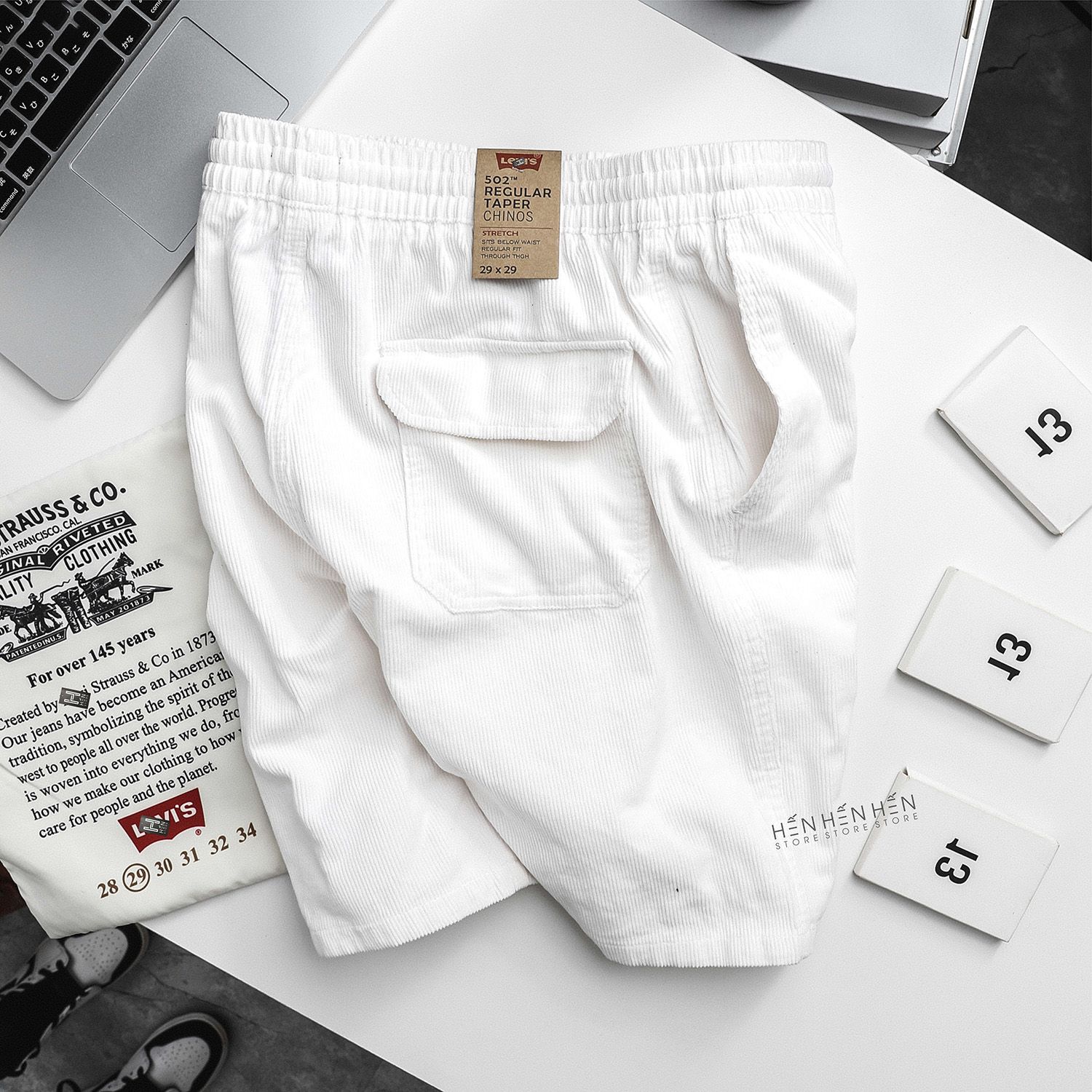 Quần short Levi.s nhung 6M
