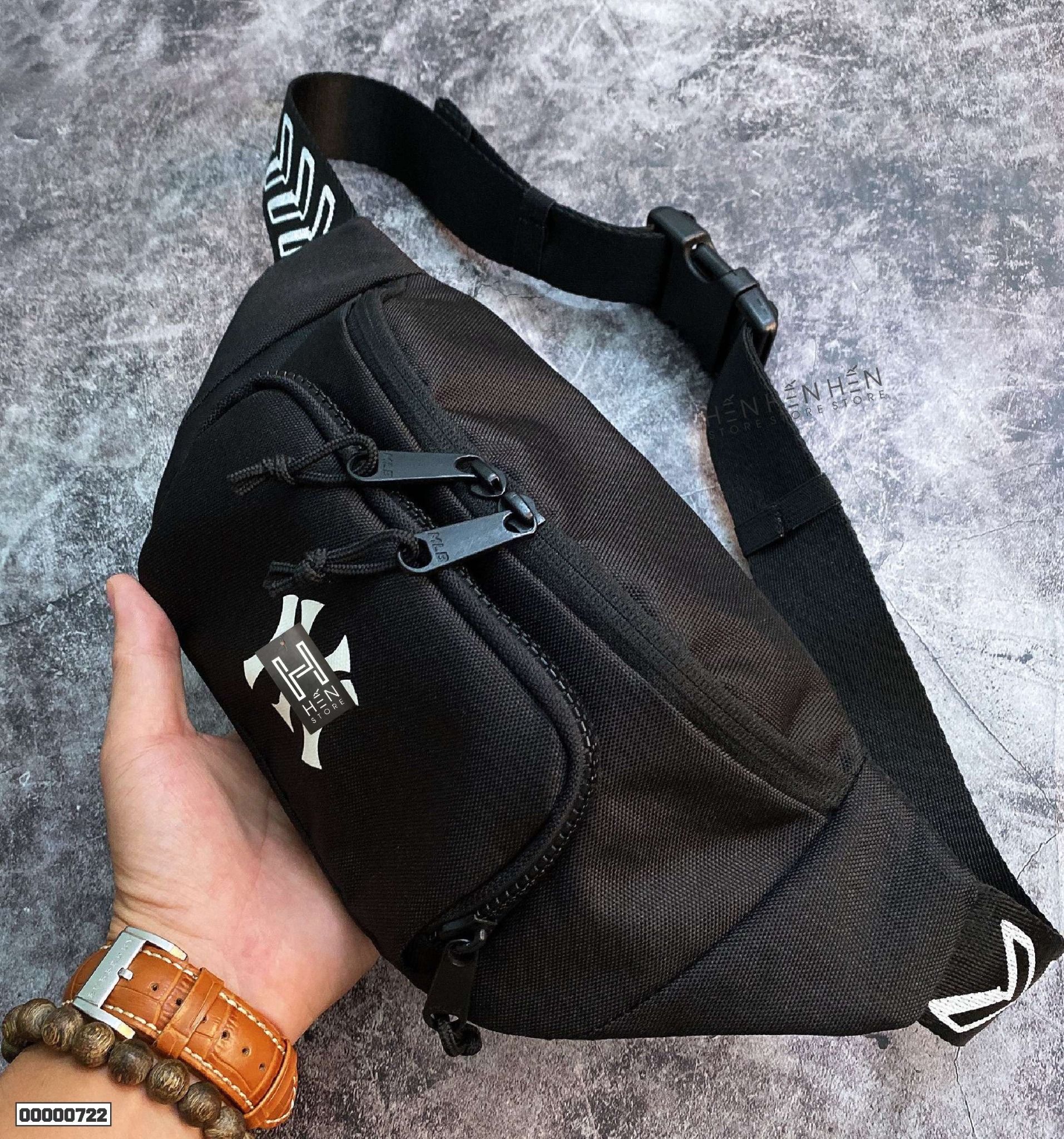Túi bao tử đen MLB chữ NY - 00000722