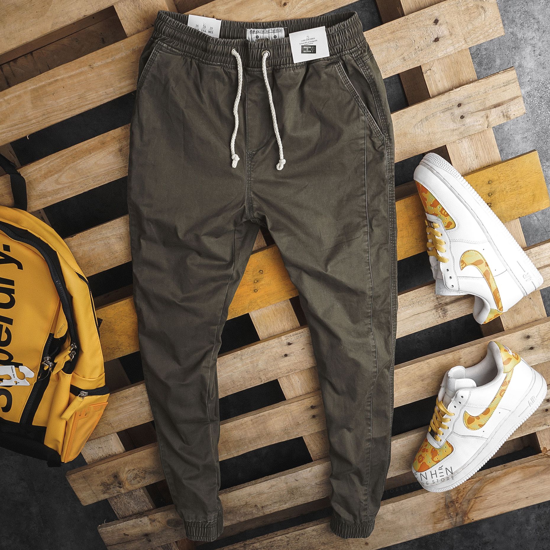 Quần jogger kaki Zar.a 4M new