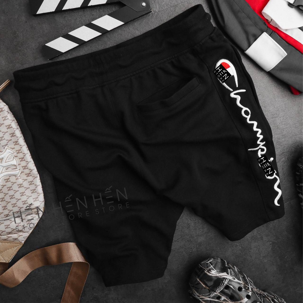 Quần Short Nỉ CP 1M