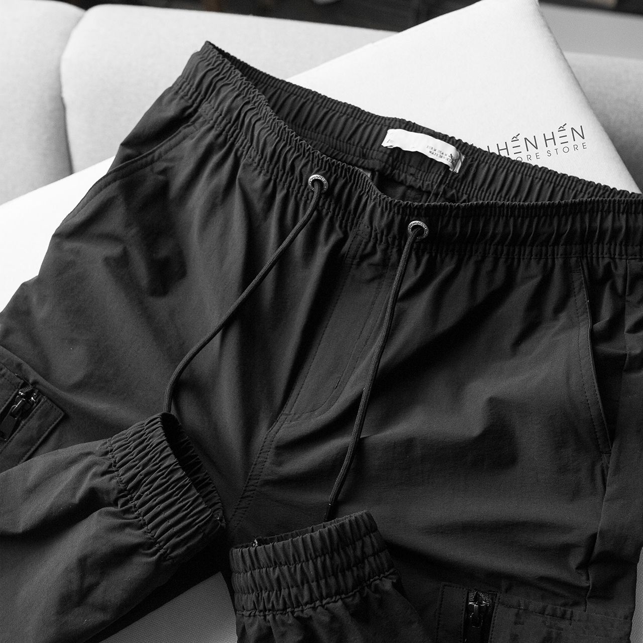 Quần jogger gió Za.ra túi hộp 3M