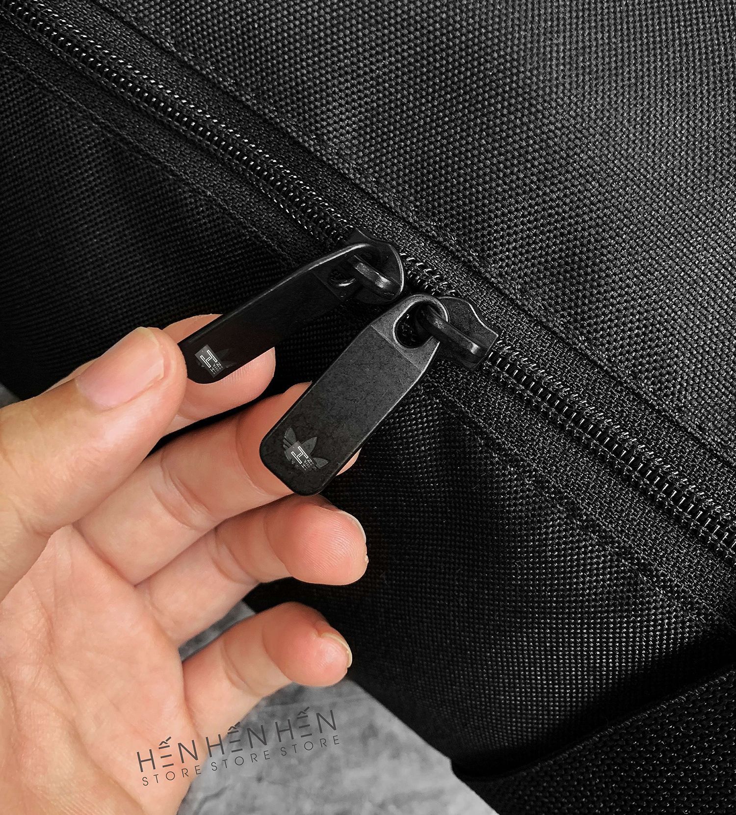 Túi trống A.didas mini