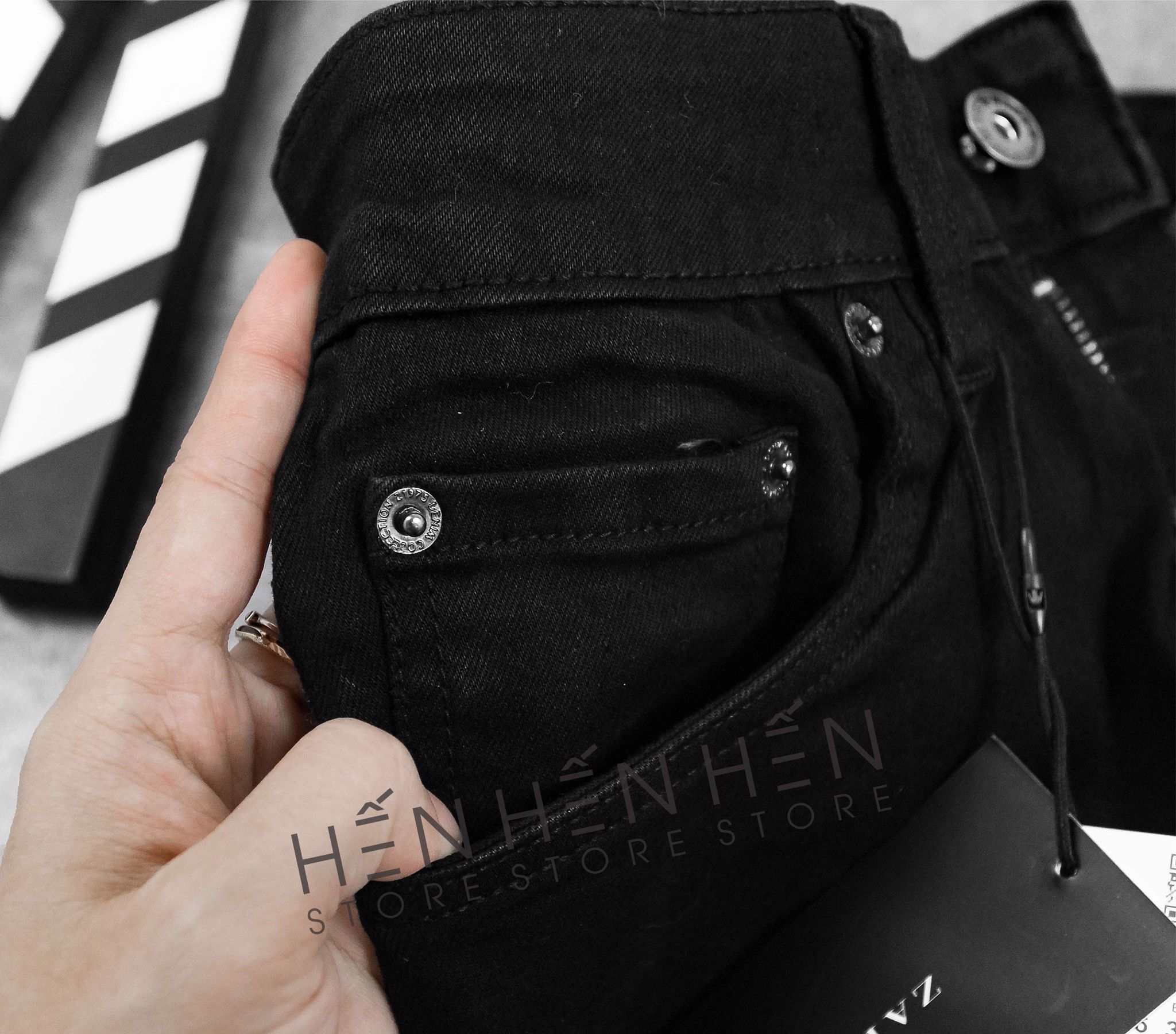 Quần Jean ZR Đen Rách New