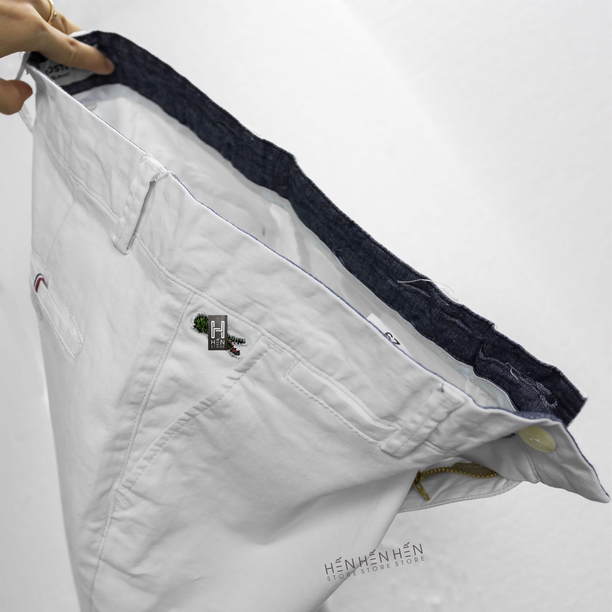 Quần short kaki La.coste 2M