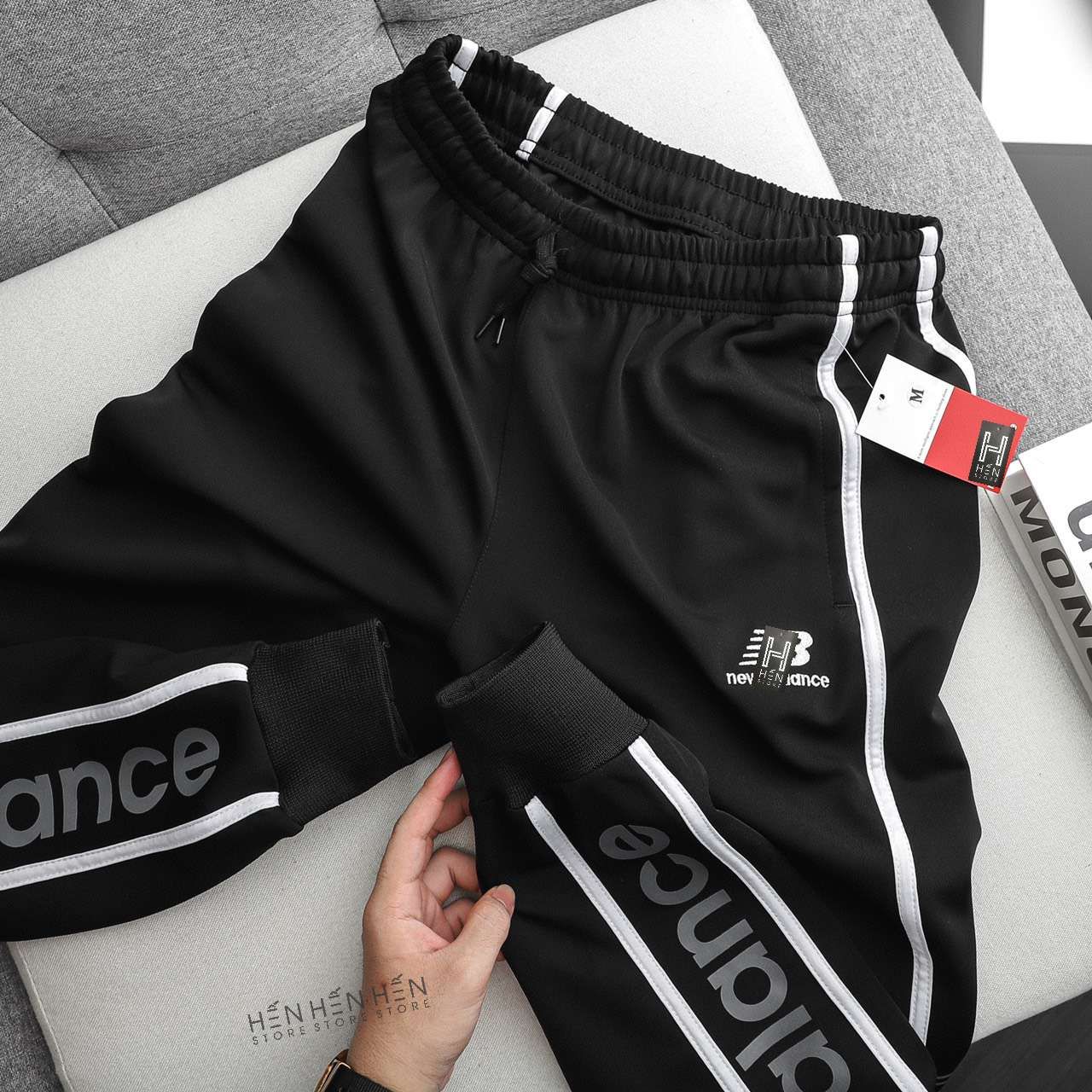 Quần jogger New.Balance sọc 3M