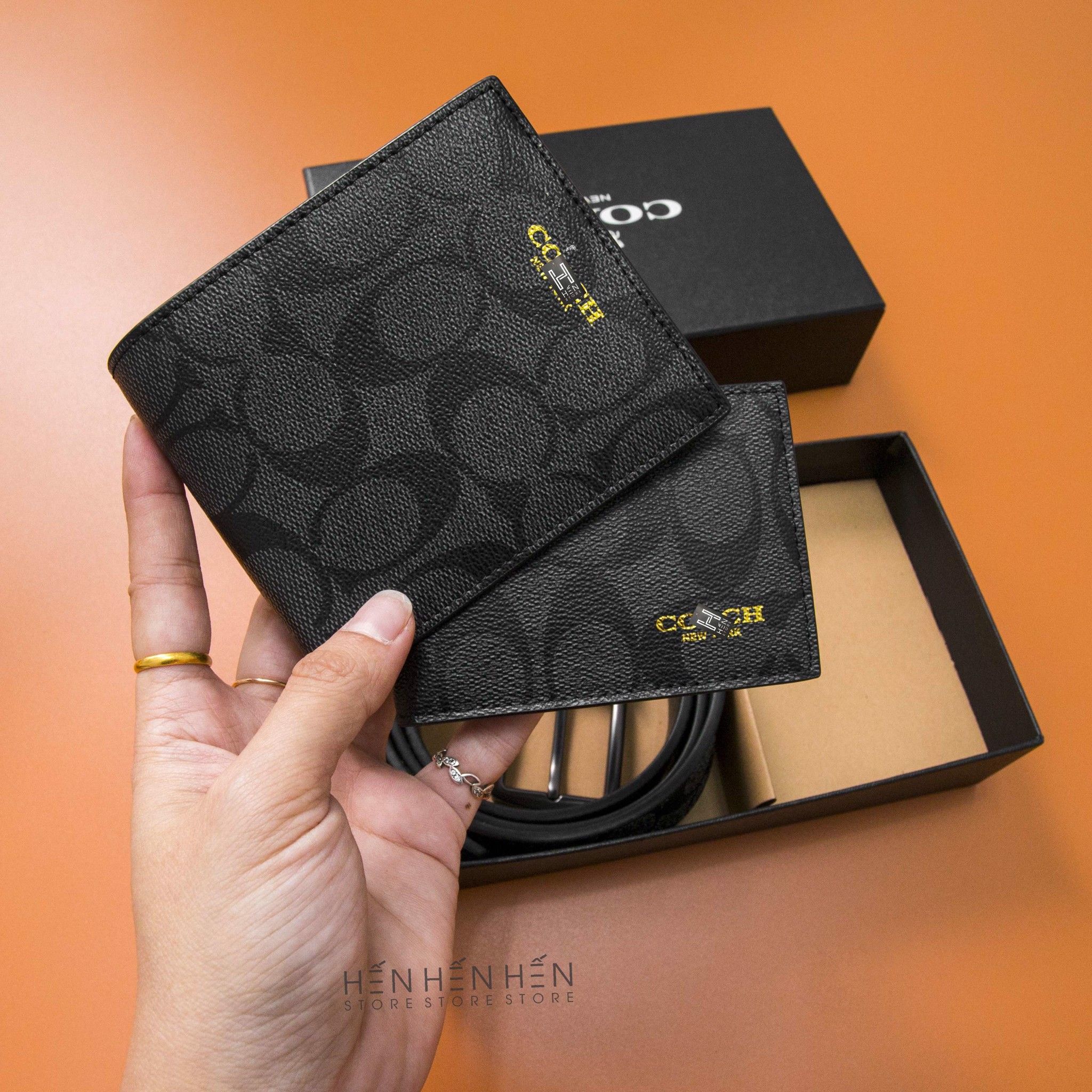 Nịt ví Coach