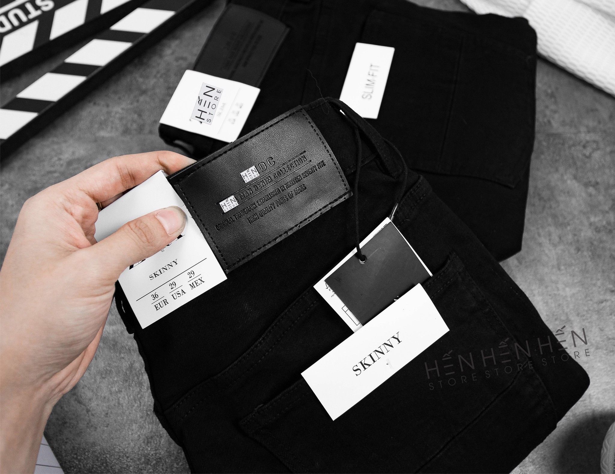 Quần Jean ZR Đen Rách New