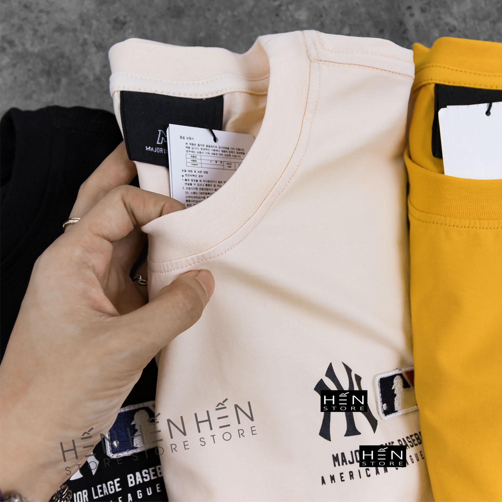 Áo Thun YK Chữ 4M