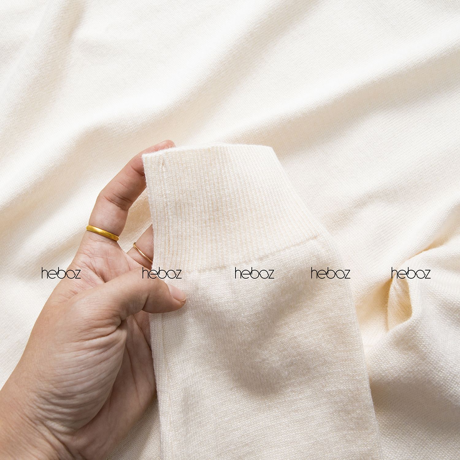 Áo len cổ tròn Heboz 5M