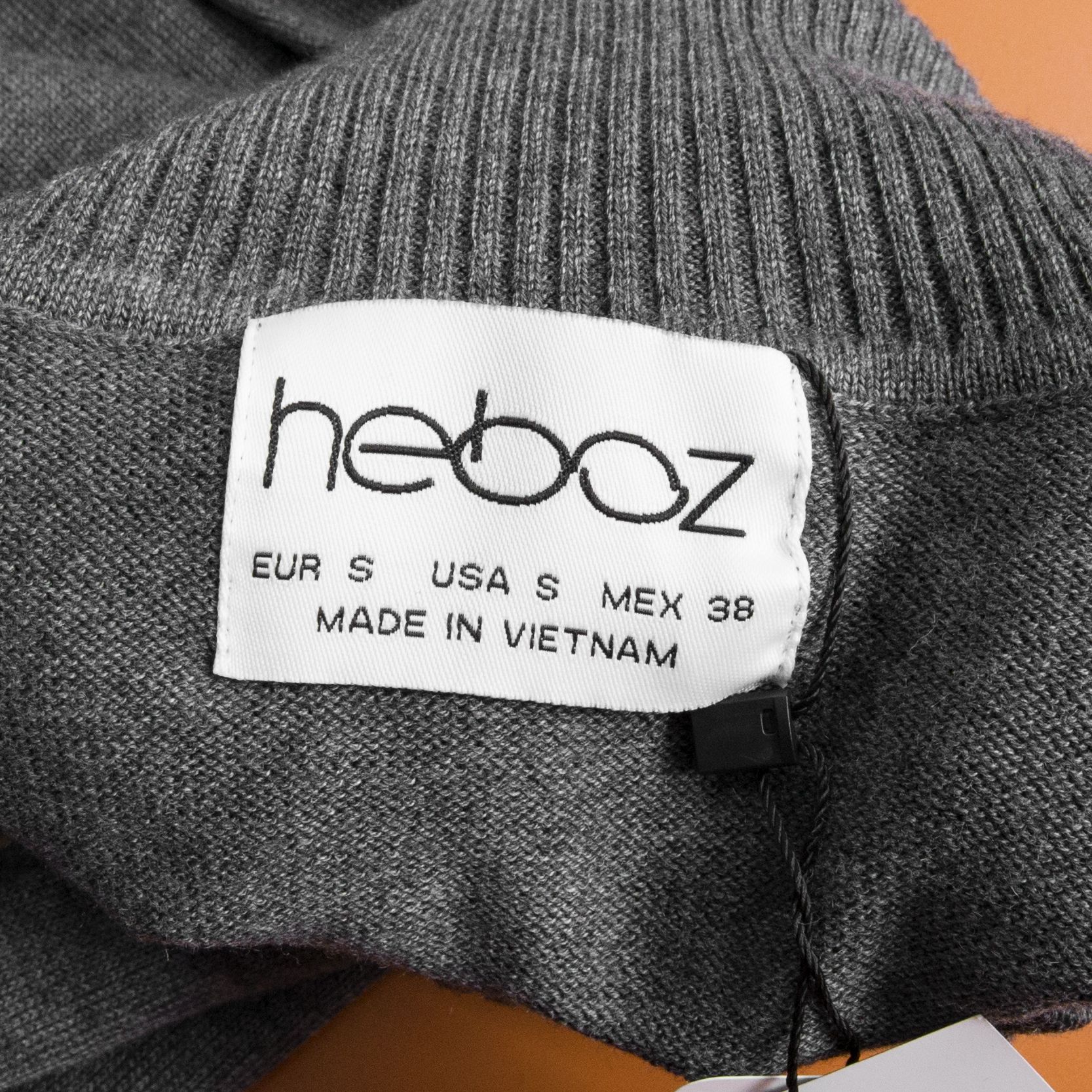 Áo len Heboz cổ lọ 5M