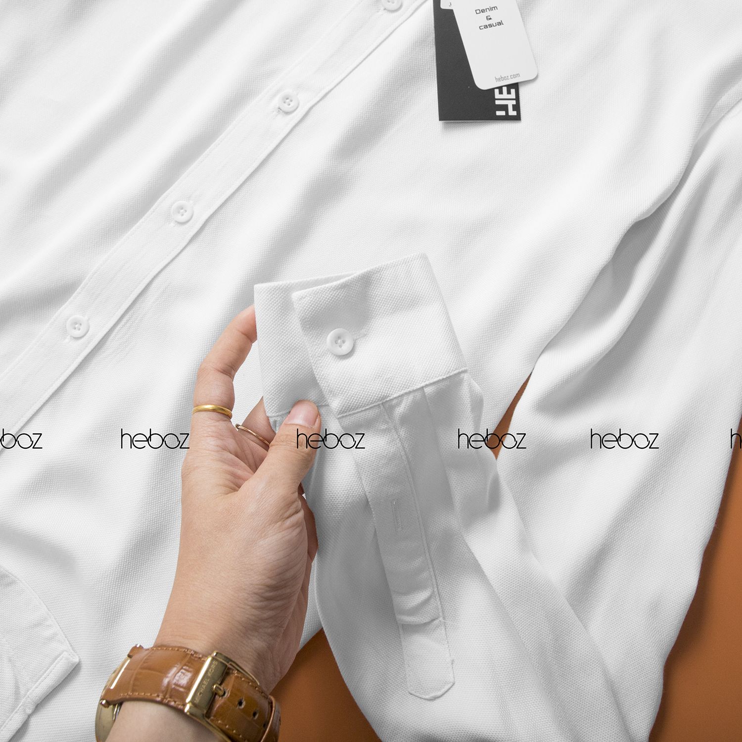 Áo sơ mi trắng HB hột