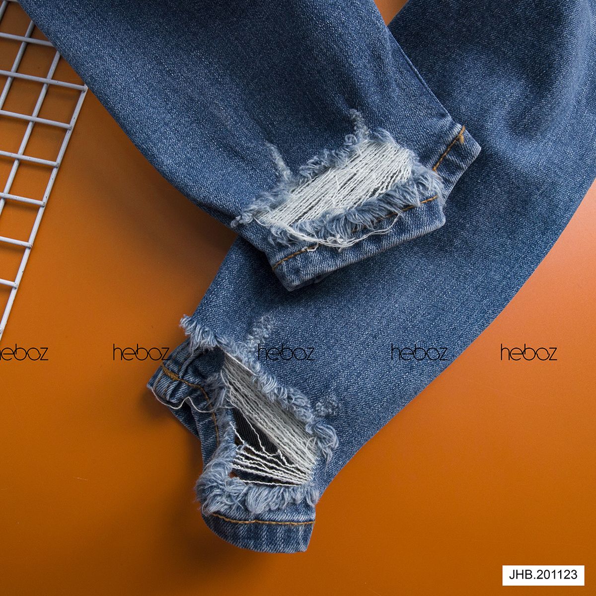 Quần jean skinny HB 201123(rách)