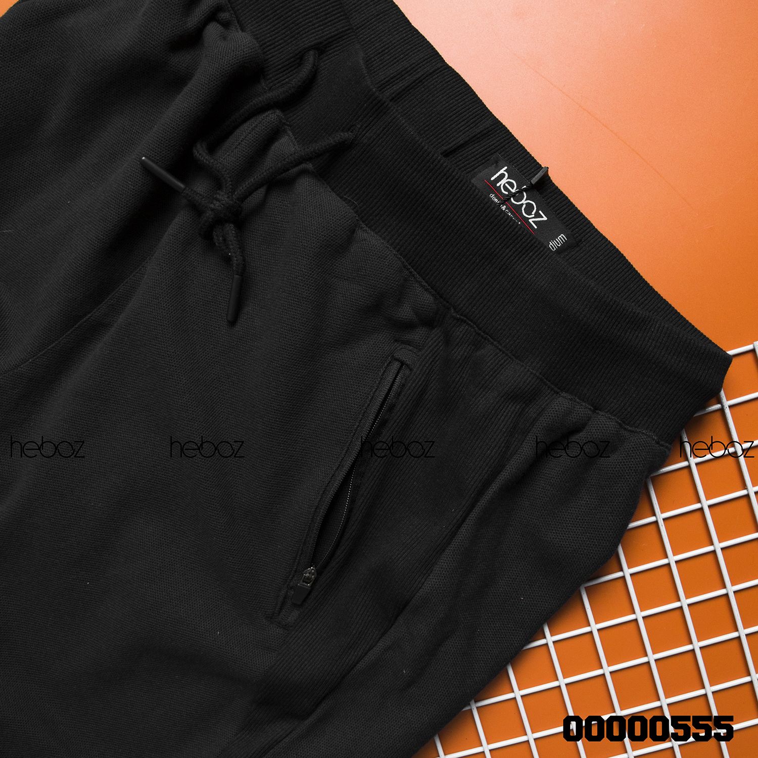 Quần short nỉ Heboz logo 4M