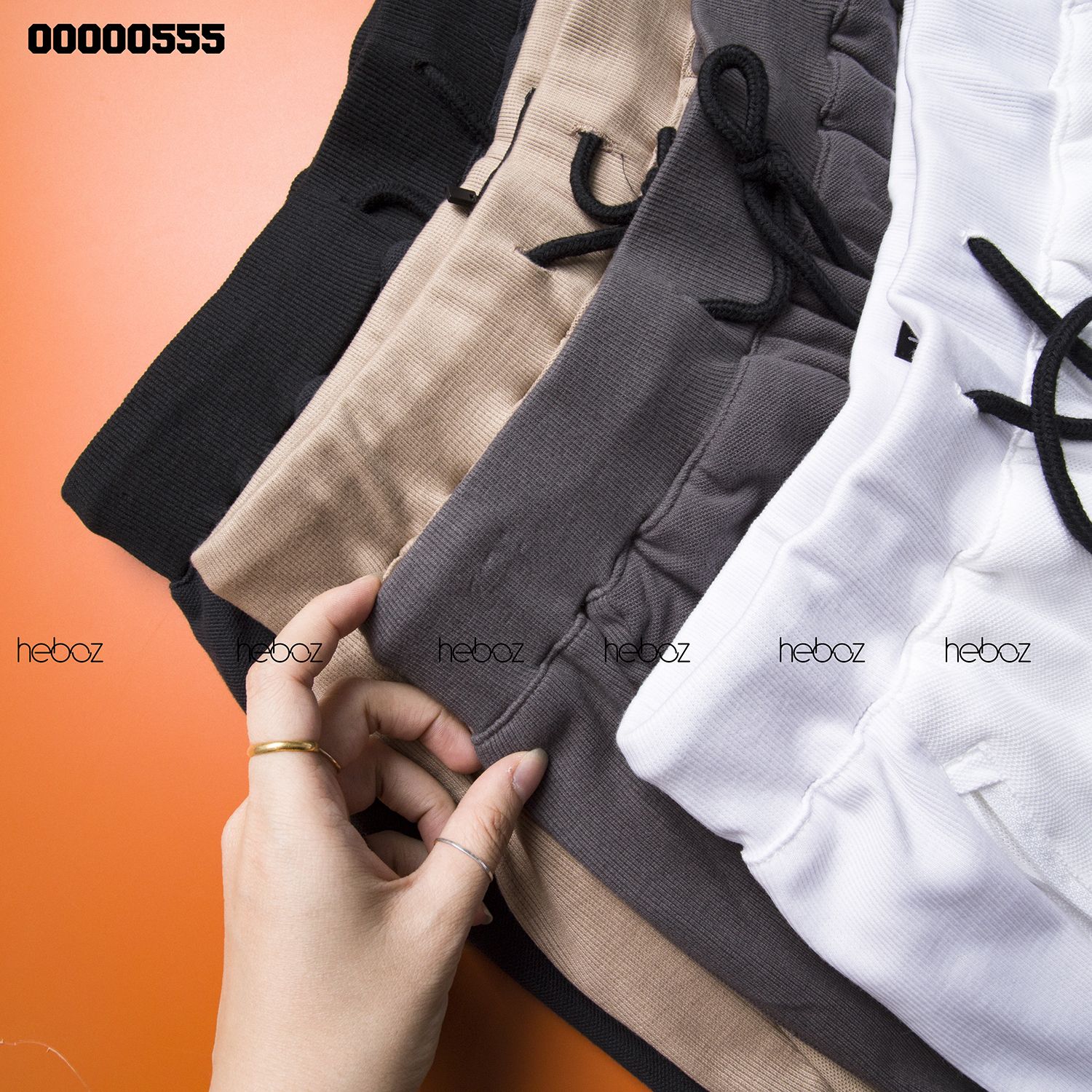 Quần short nỉ Heboz logo 4M