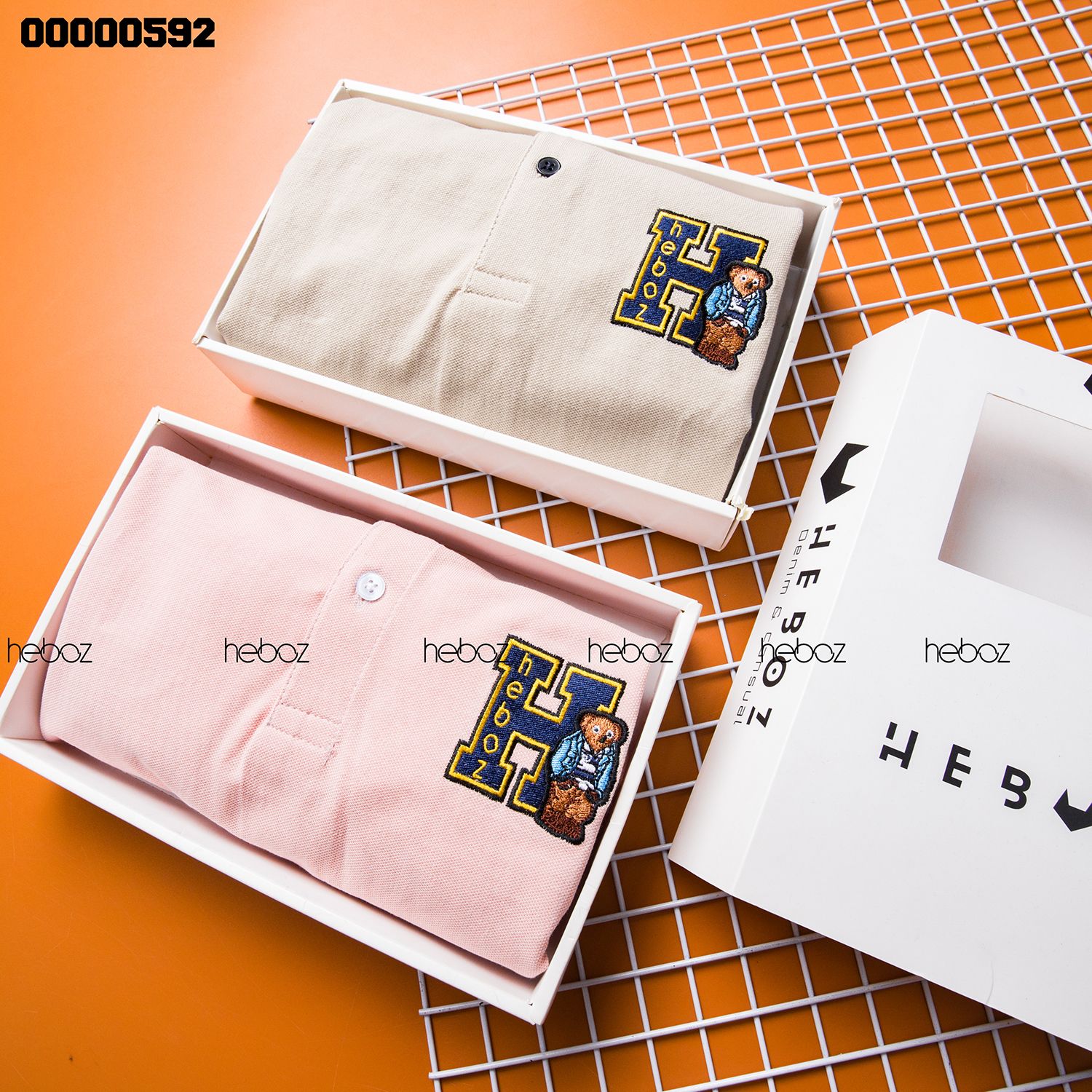 Áo polo Heboz gấu thêu 4M