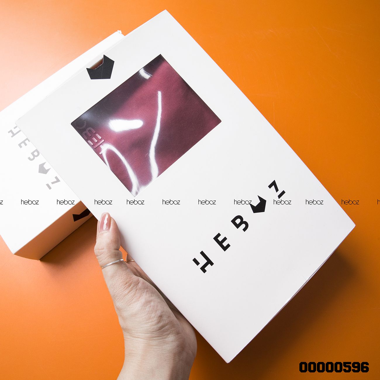Áo thun Heboz logo 6M