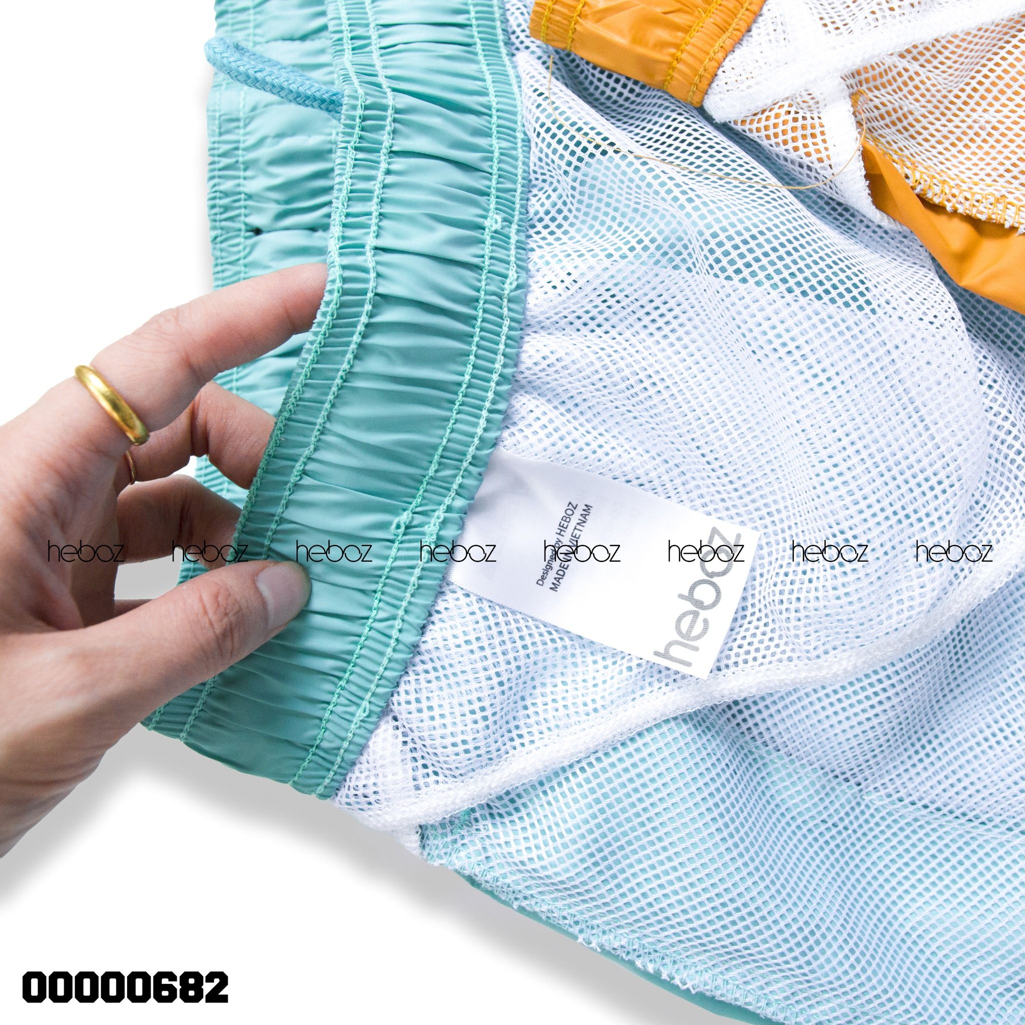 Quần bơi in chữ Heboz 5M - 00000682