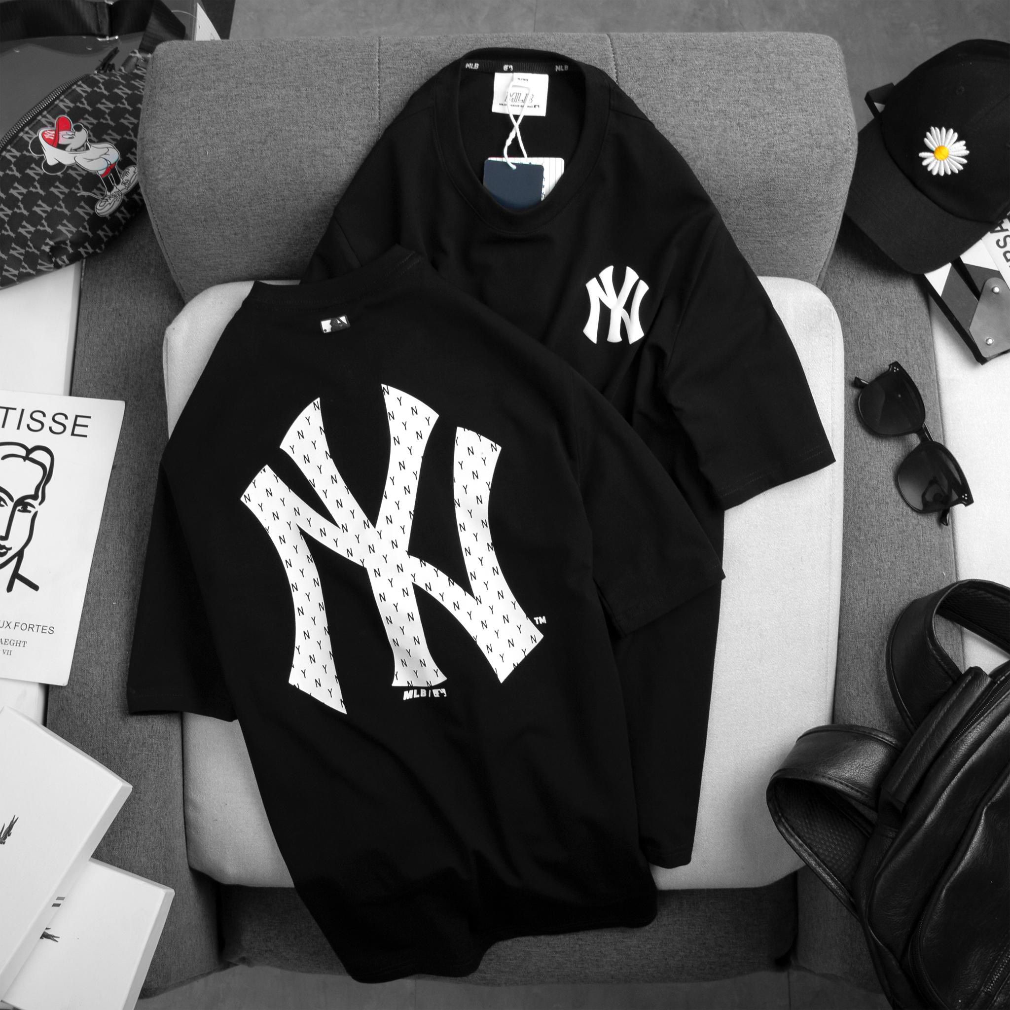Áo thun MLB chữ nổi 3M
