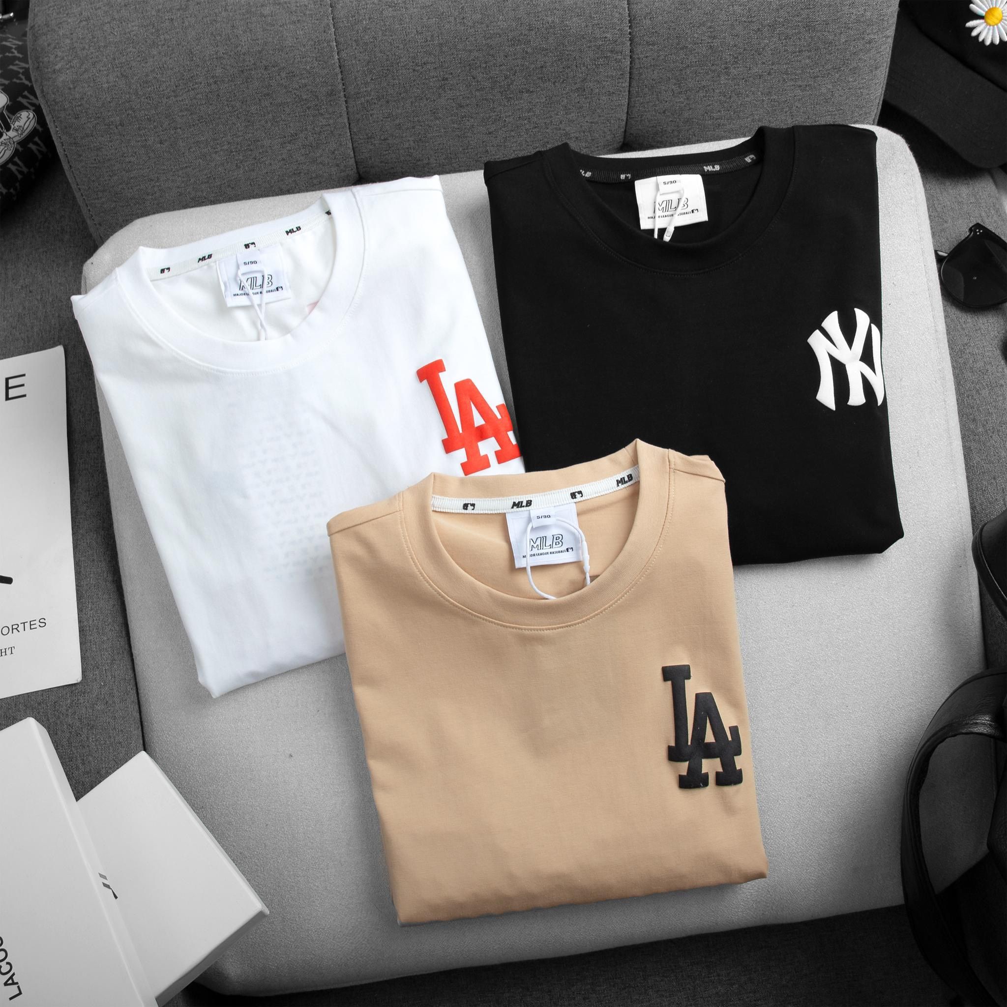 Áo thun MLB chữ nổi 3M