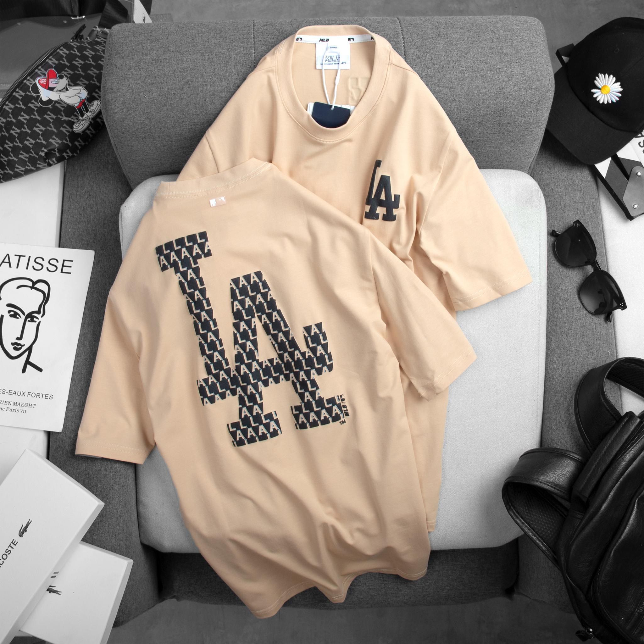 Áo thun MLB chữ nổi 3M
