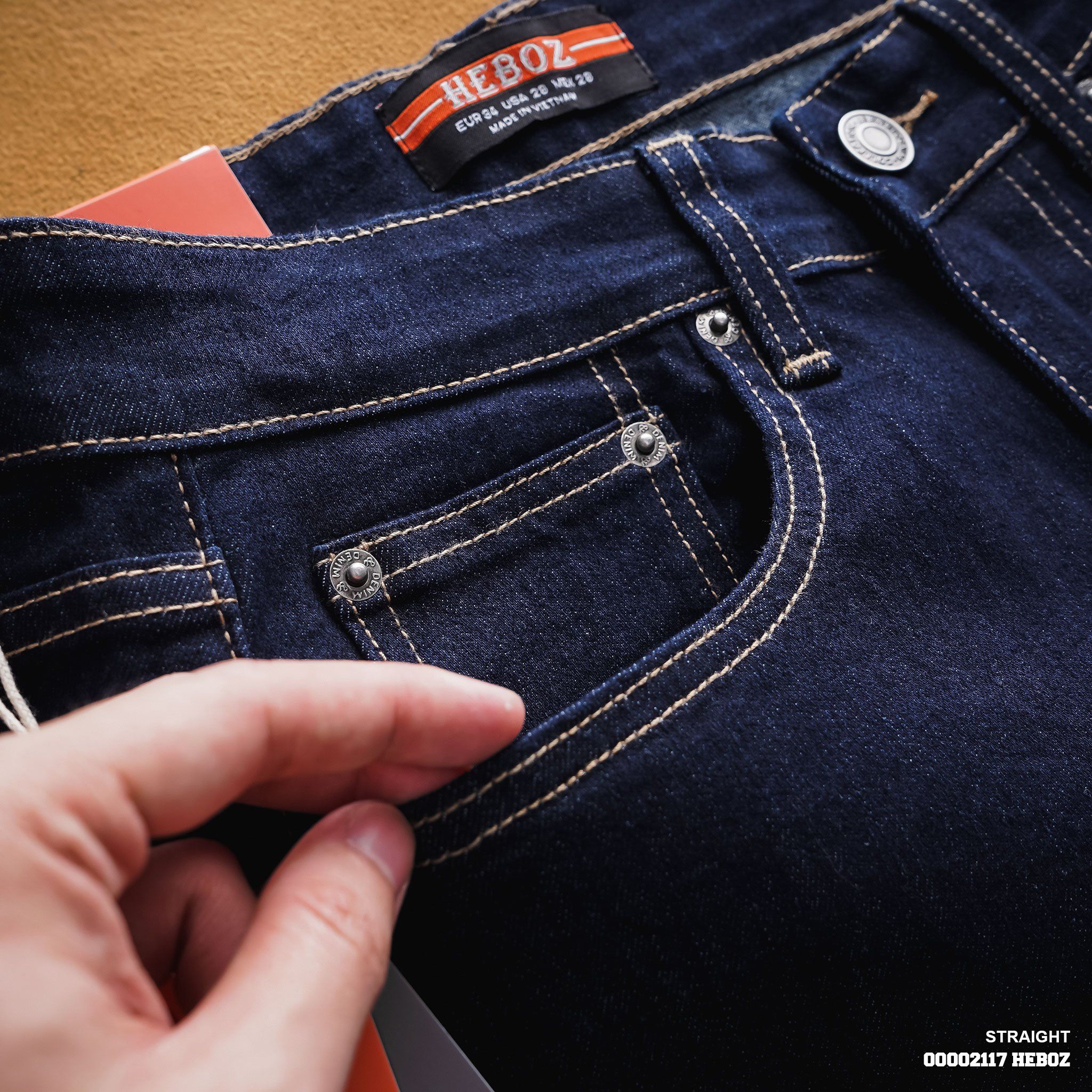 Quần jean nam Heboz dáng straight indigo xanh line - 00002117