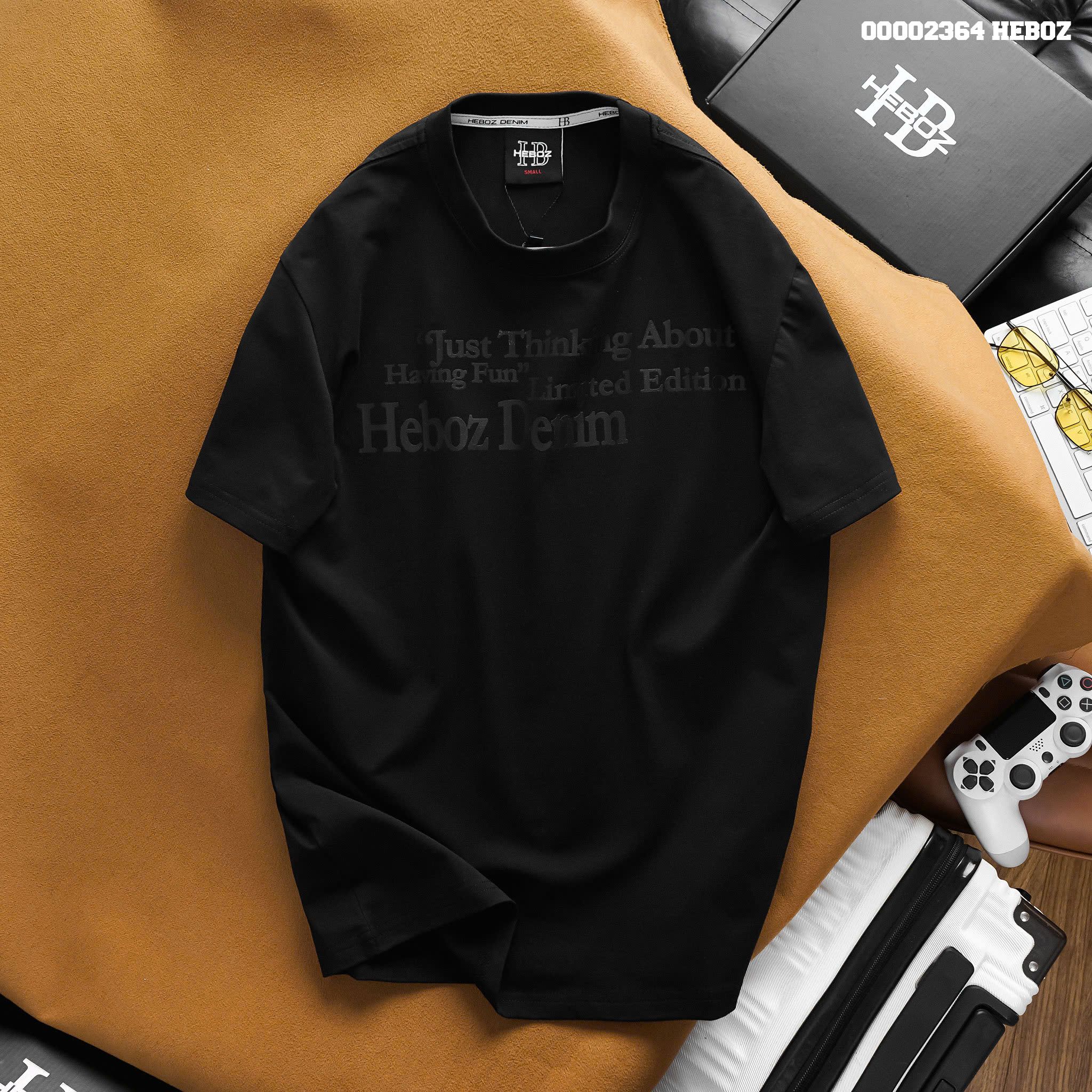 Áo thun nam Heboz print text 4M - 00002364