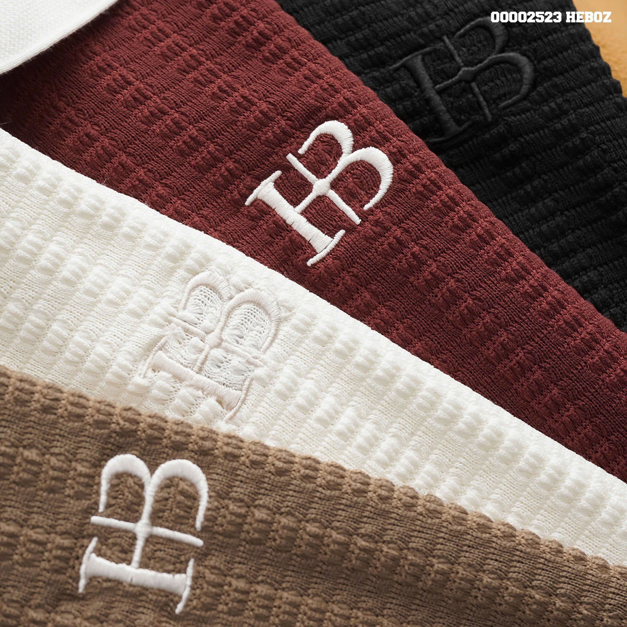 Áo polo nam Heboz cổ V logo thêu 4M - 00002523